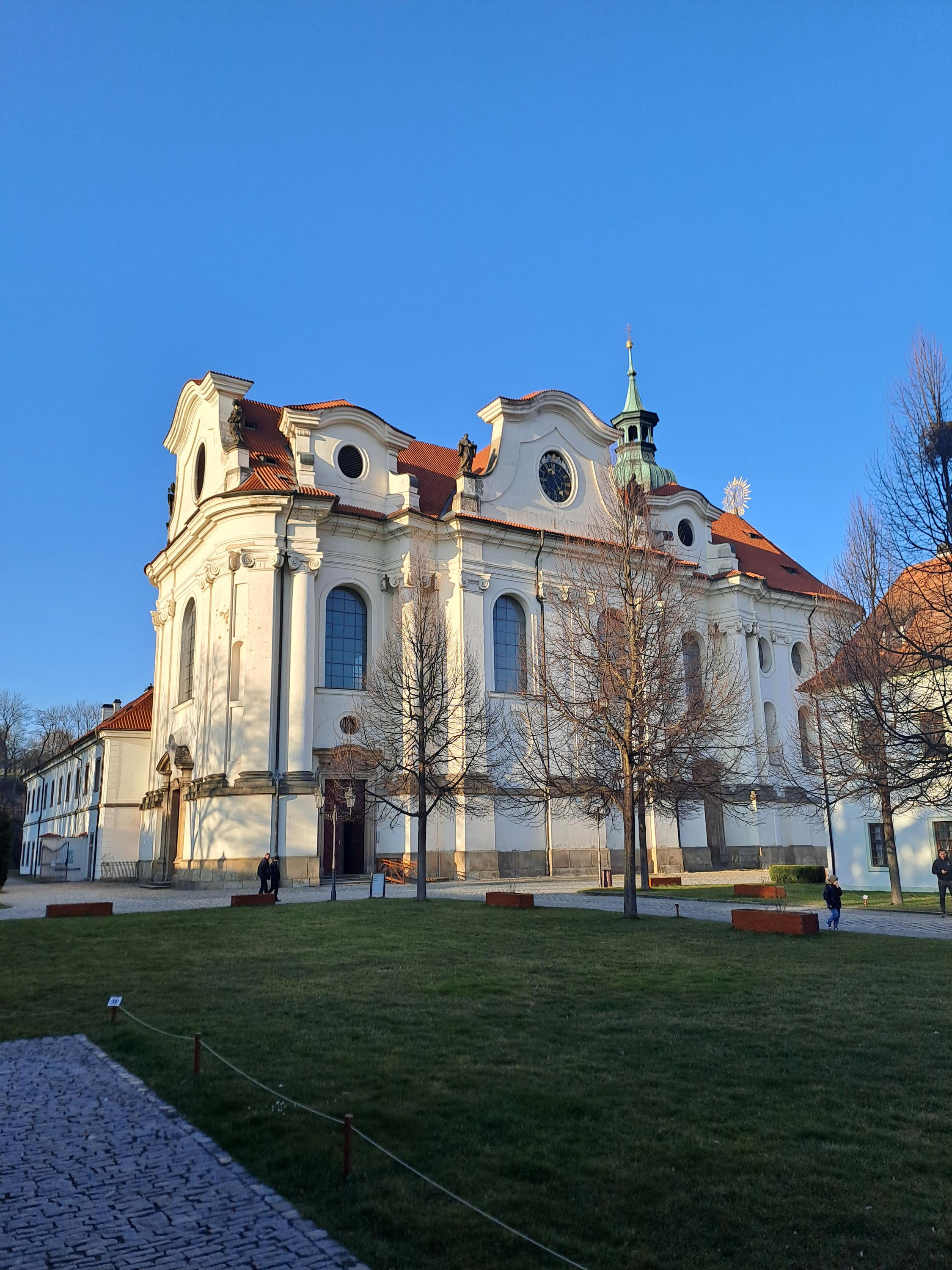 Římskokatolická farnost u kostela sv. Markéty Praha - Břevnov foto 2