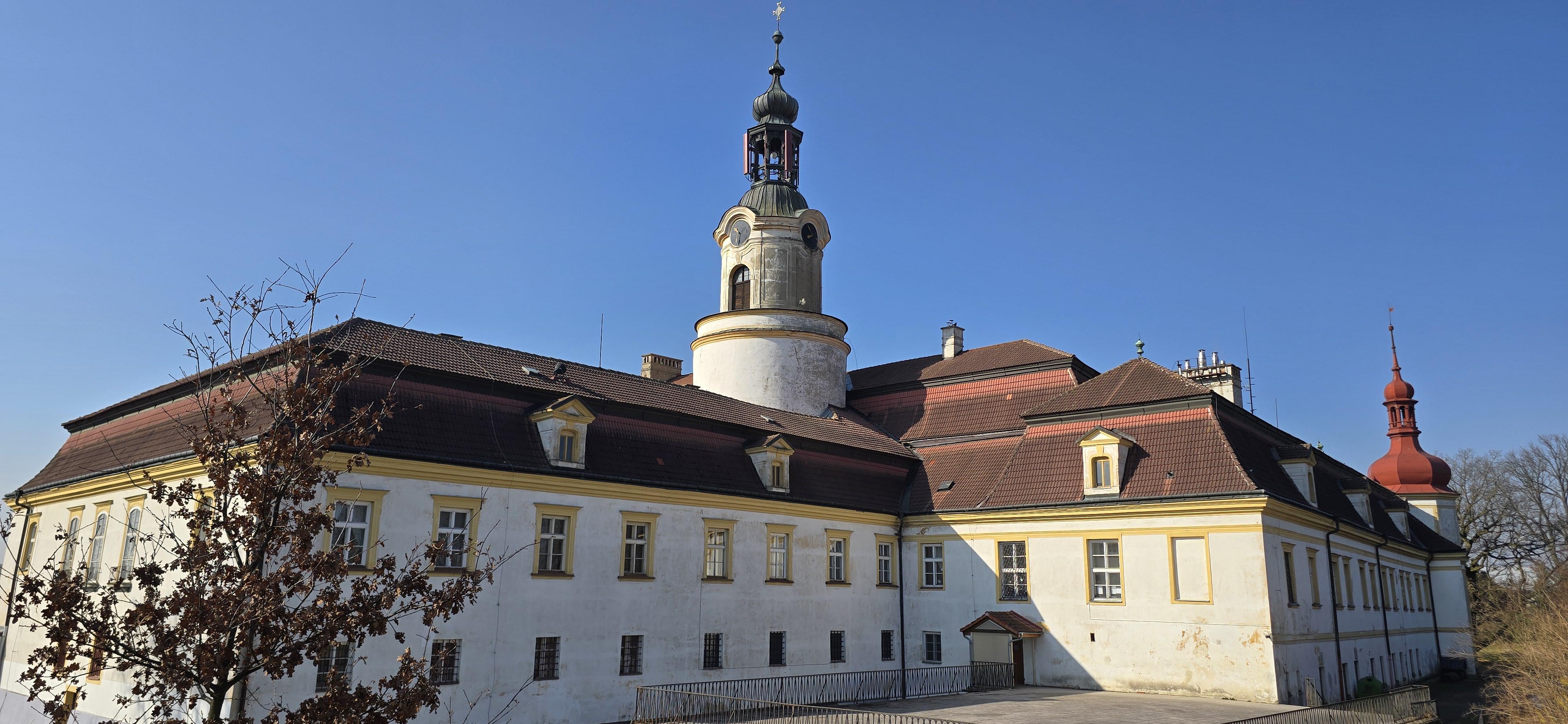 Střední škola, Velké Heraltice, foto 2