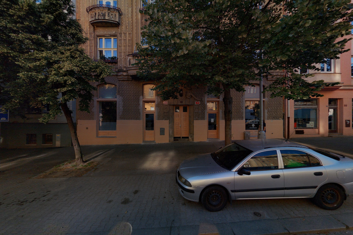 inu studio - holičství & tetování