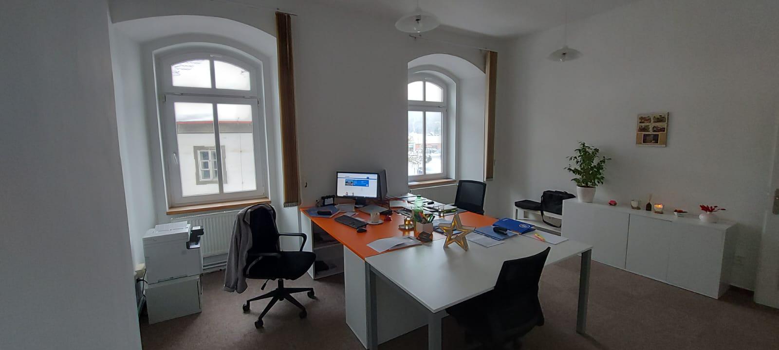 EVROPA realitní kancelář ZBRASLAV foto 4