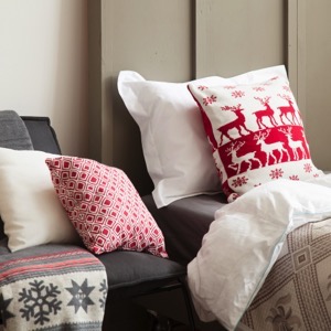 Prodej ložního prádla, polštářů a přikrývek