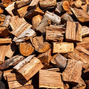 Prodej štípaného dřeva