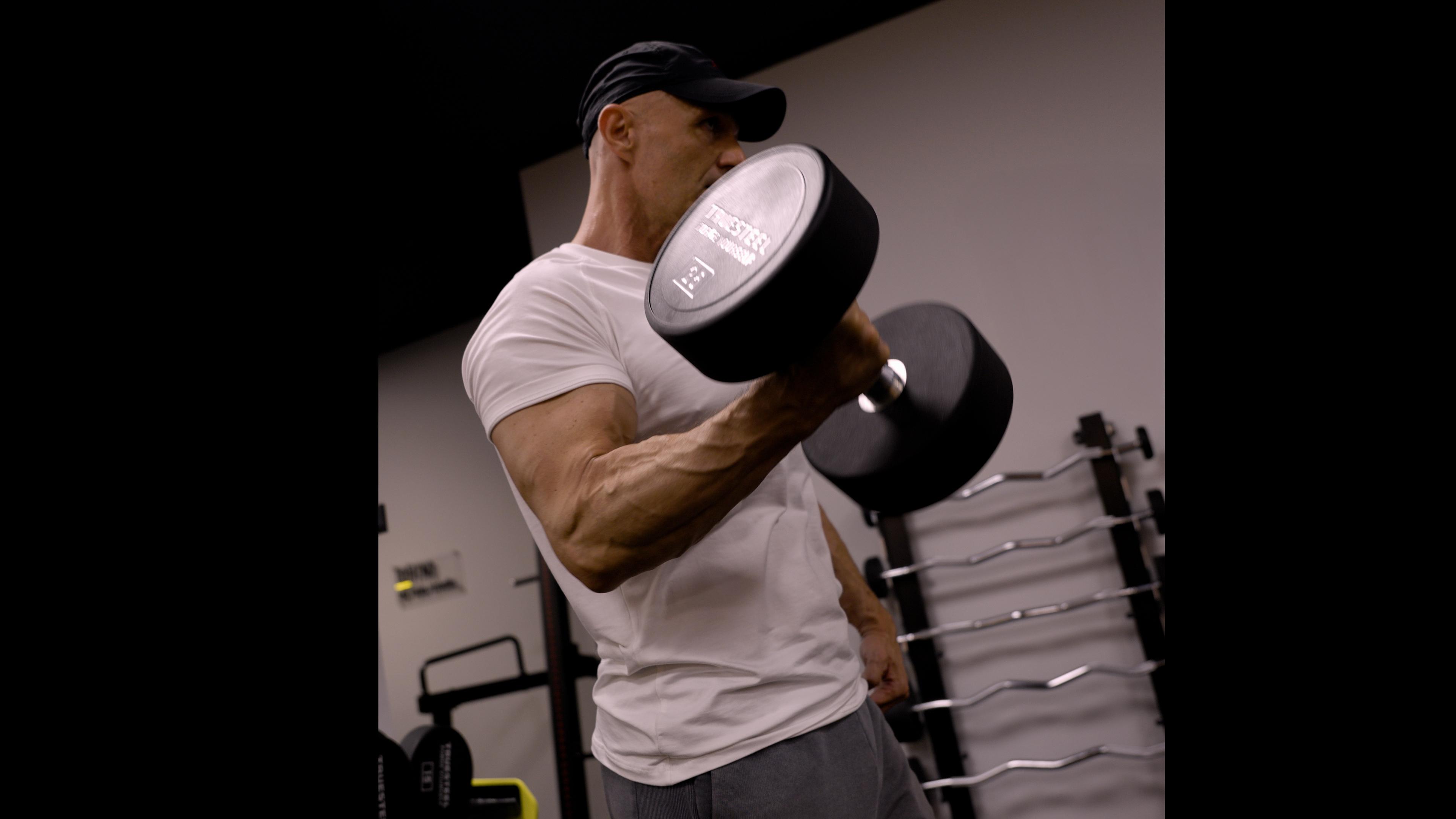 Romhan Karaffa - osobní fitness trenér foto 2