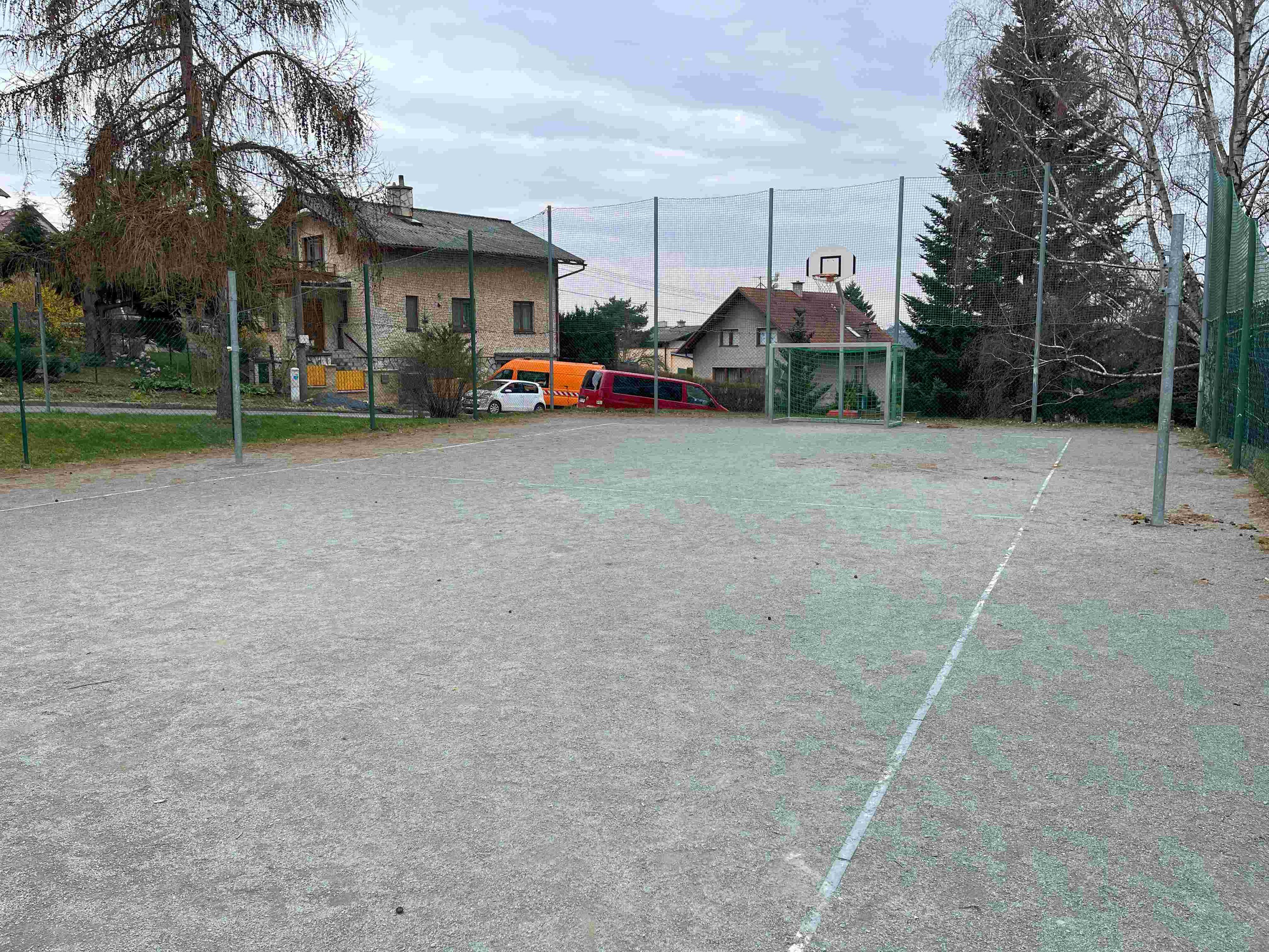 Víceúčelové hřiště V Zátiší