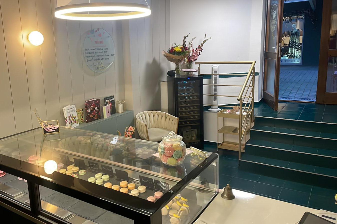 Kate’s Macaron Factory