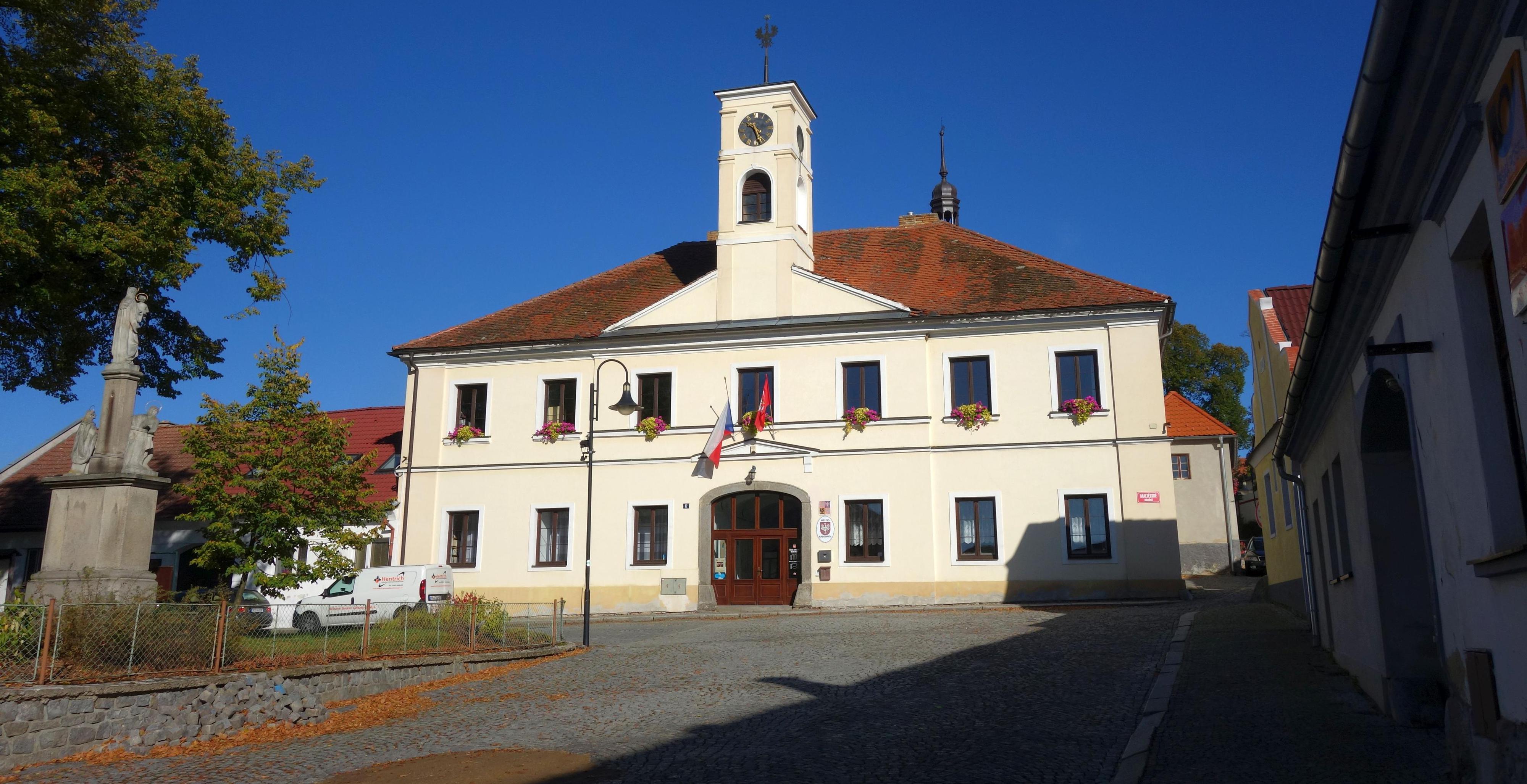 Radomyšl - úřad městyse foto 6