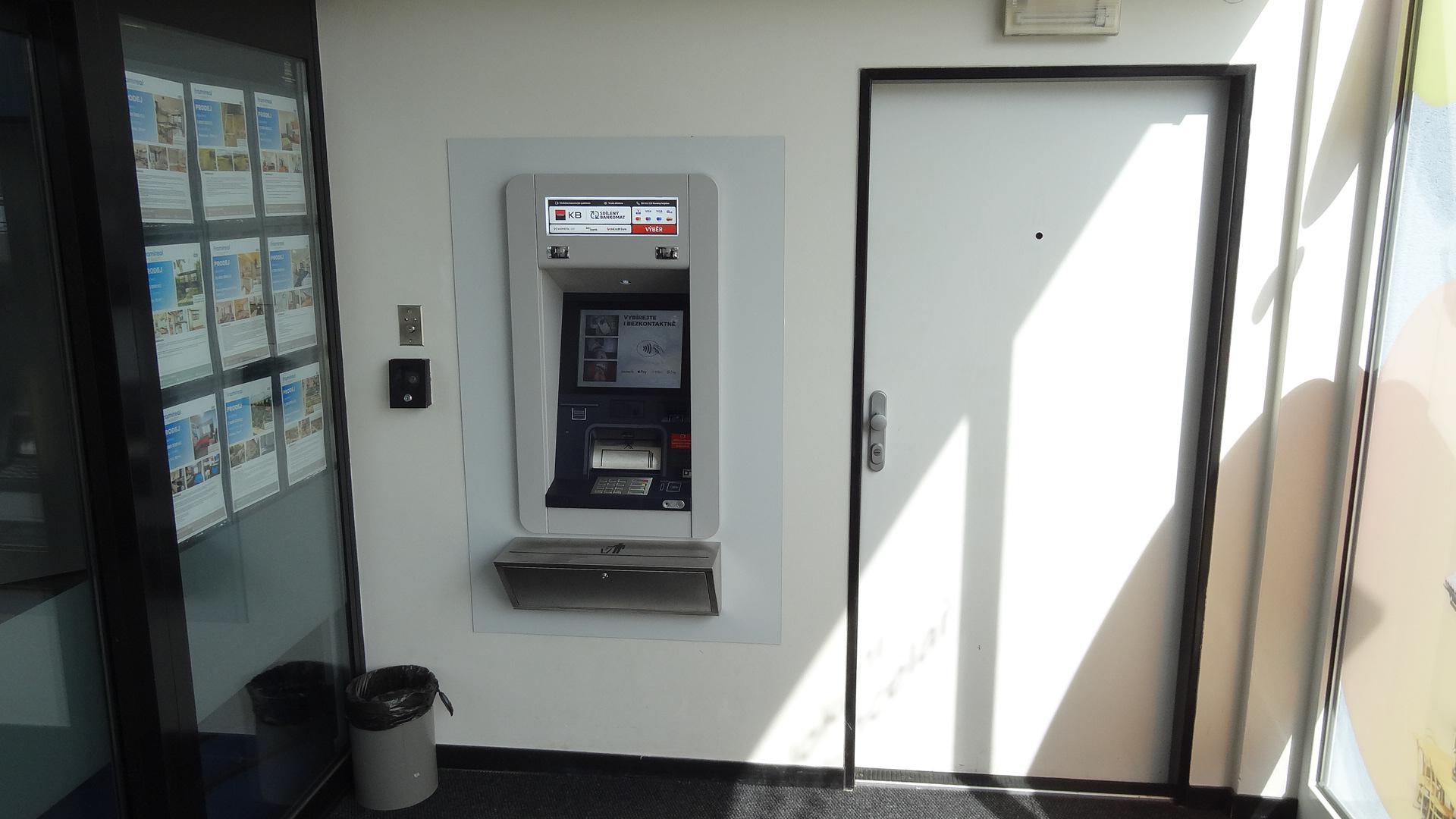 Bankomat Komerční banky foto 4