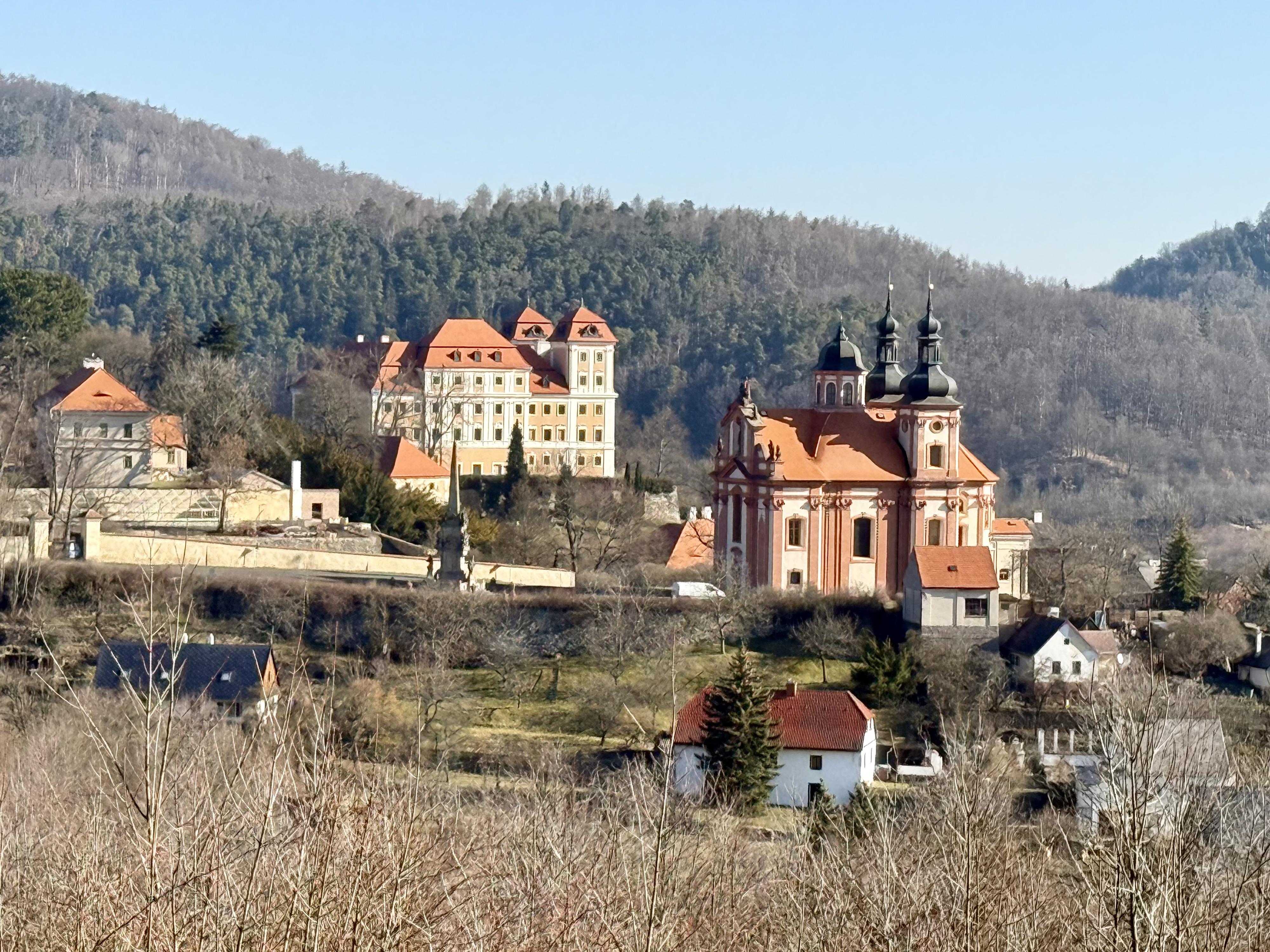Státní zámek Valeč foto 6