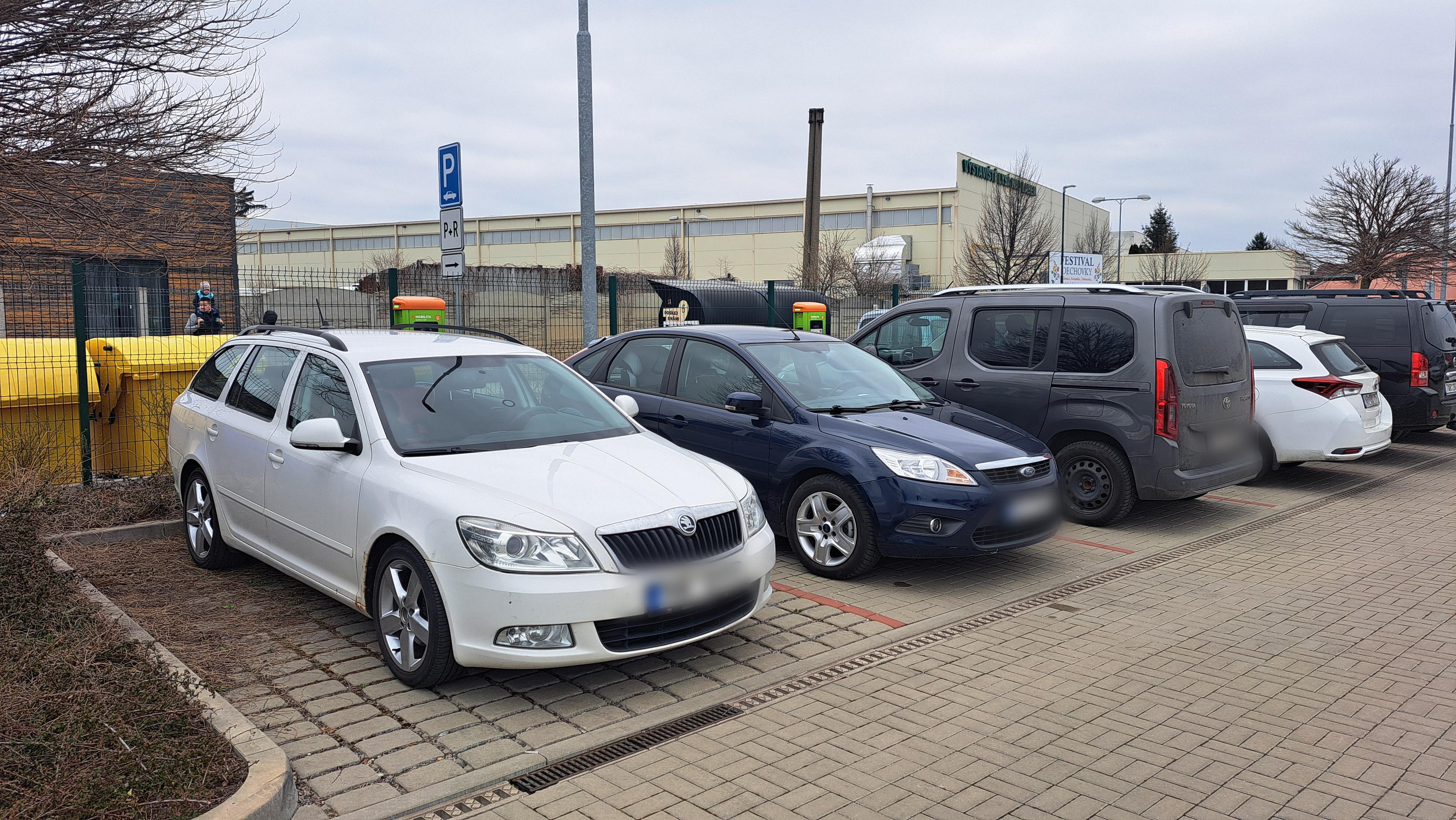 Nabíjecí stanice ČEZ