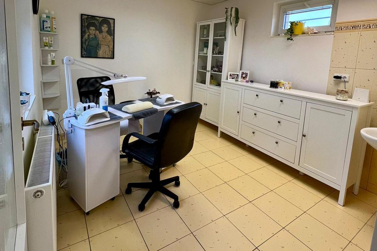 PEDIKÚRA - MANIKÚRA Hovorková