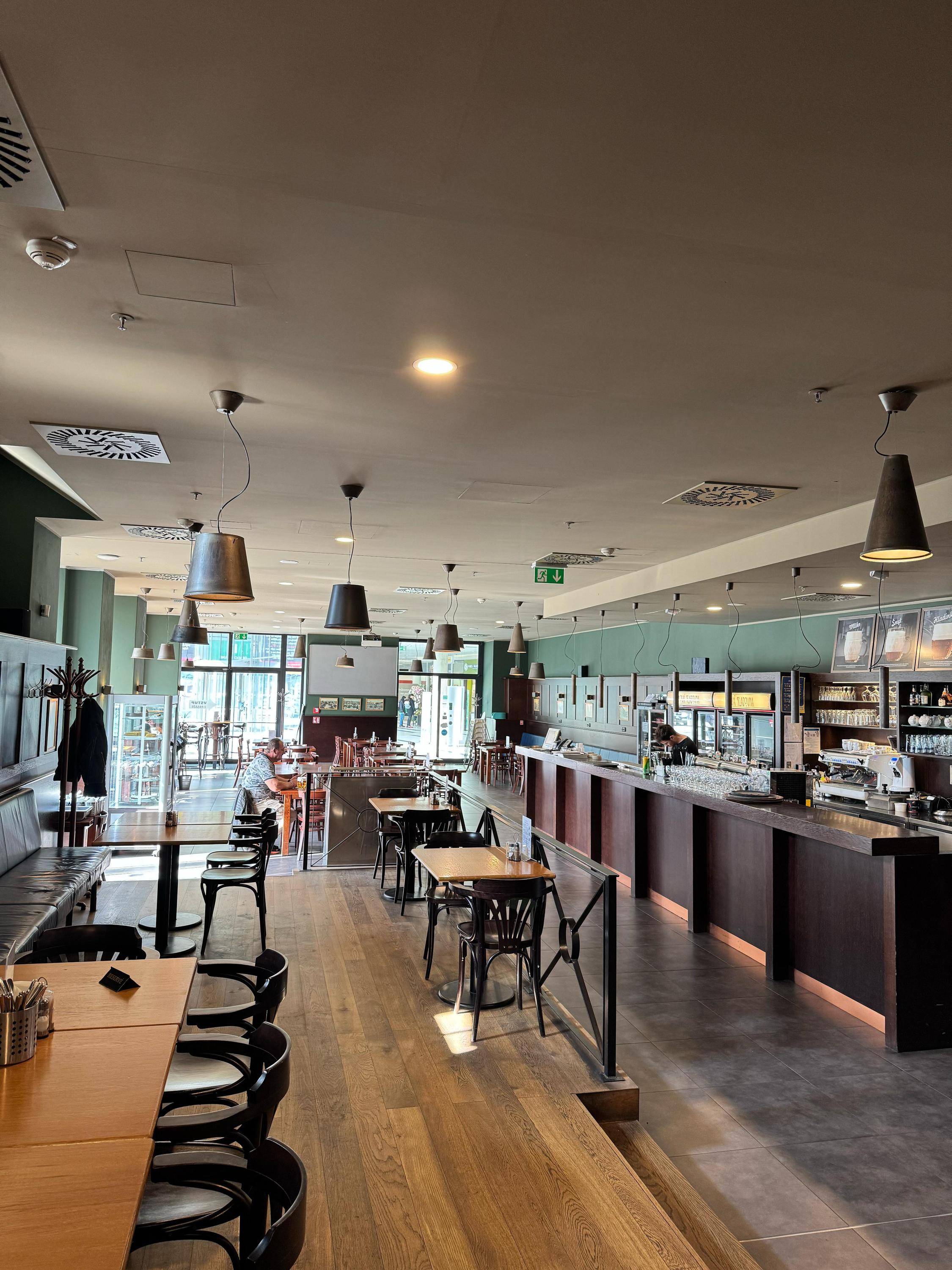 Restaurace a Minipivovar Nová sladovna foto 6