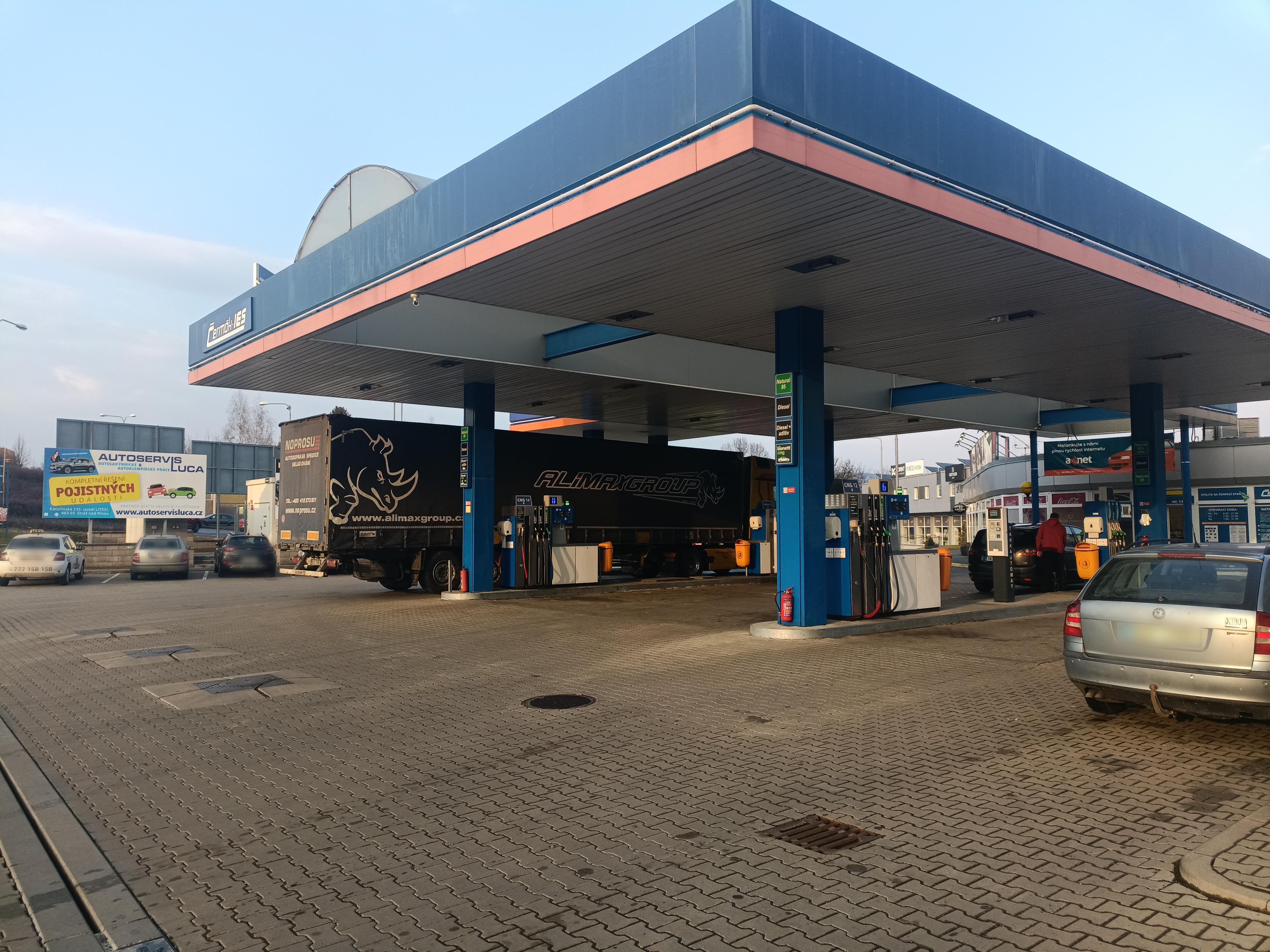 Čermák - I.E.S., s.r.o. - Automyčka foto 2