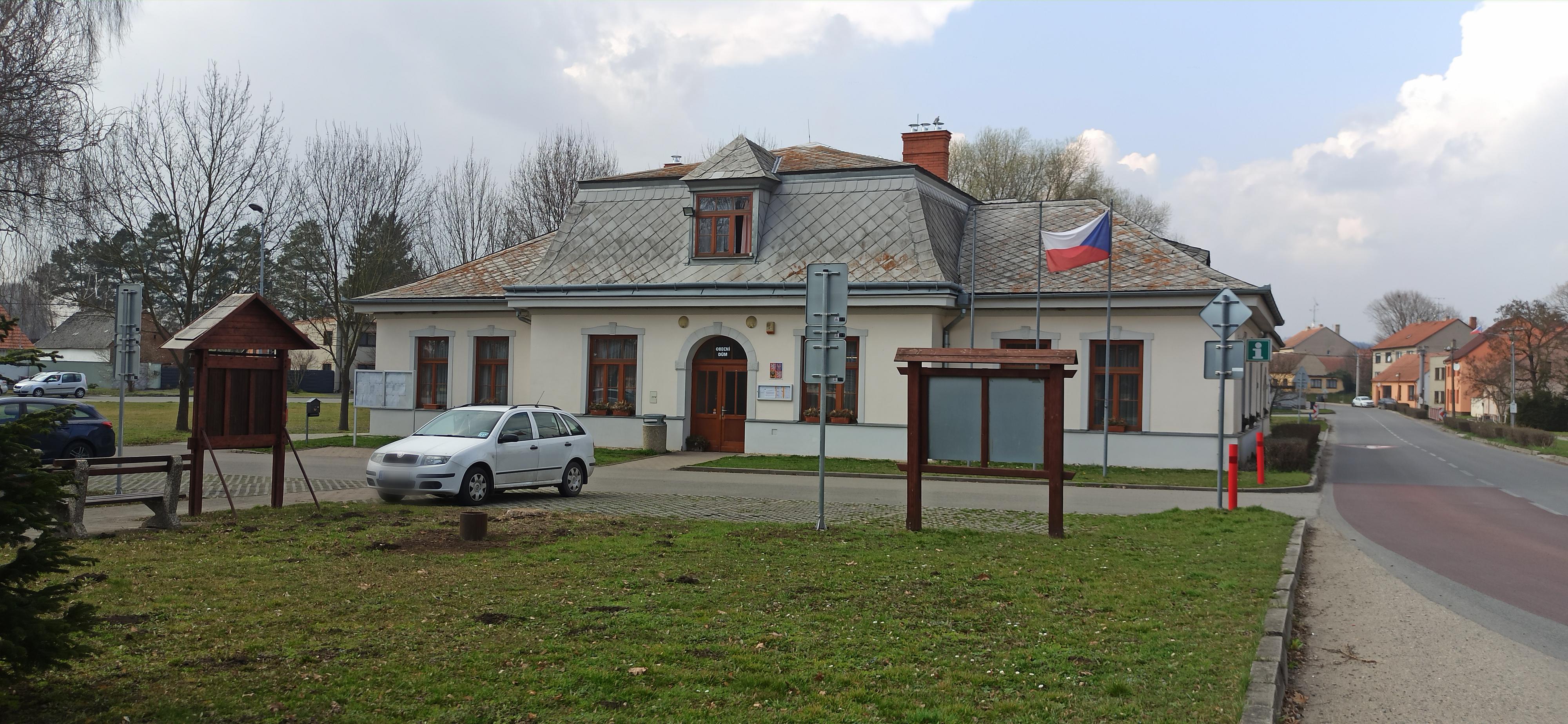 Rostěnice-Zvonovice - obecní úřad foto 3