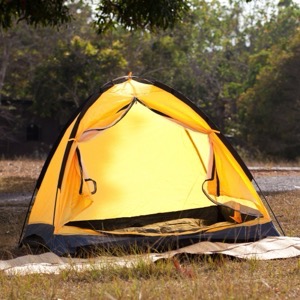 Production of tents and halls