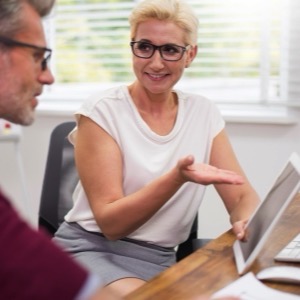 Znalci a odhadci věcí movitých