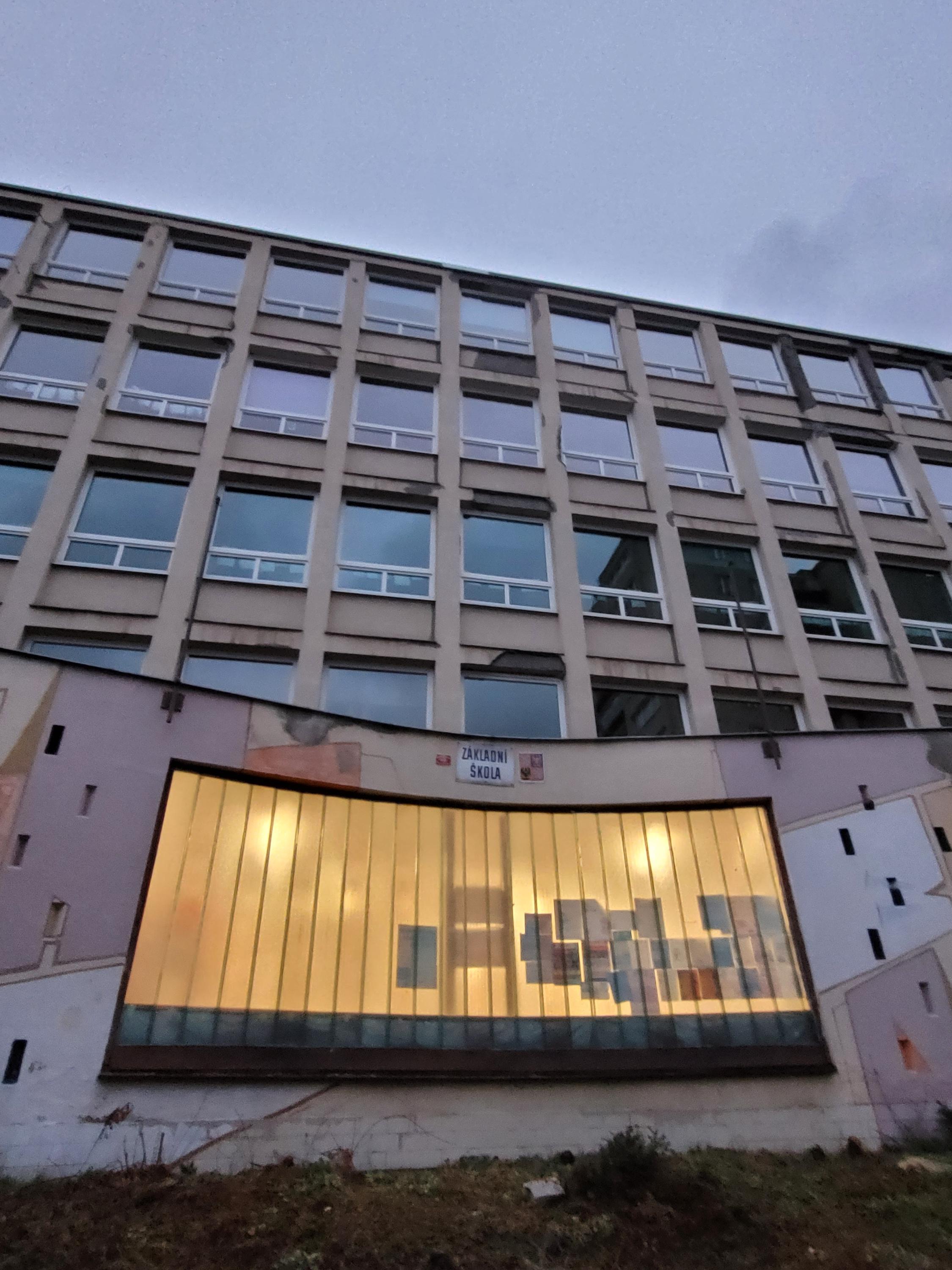 ZŠ Praha 10, Gutova foto 4