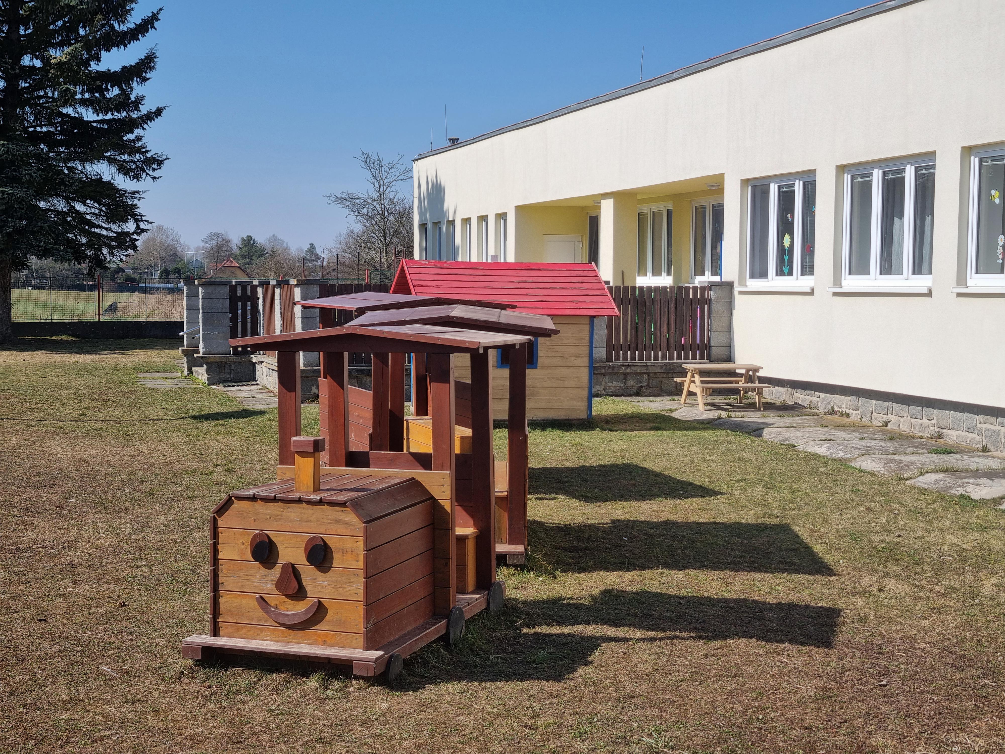 ZŠ a MŠ Olešná foto 2