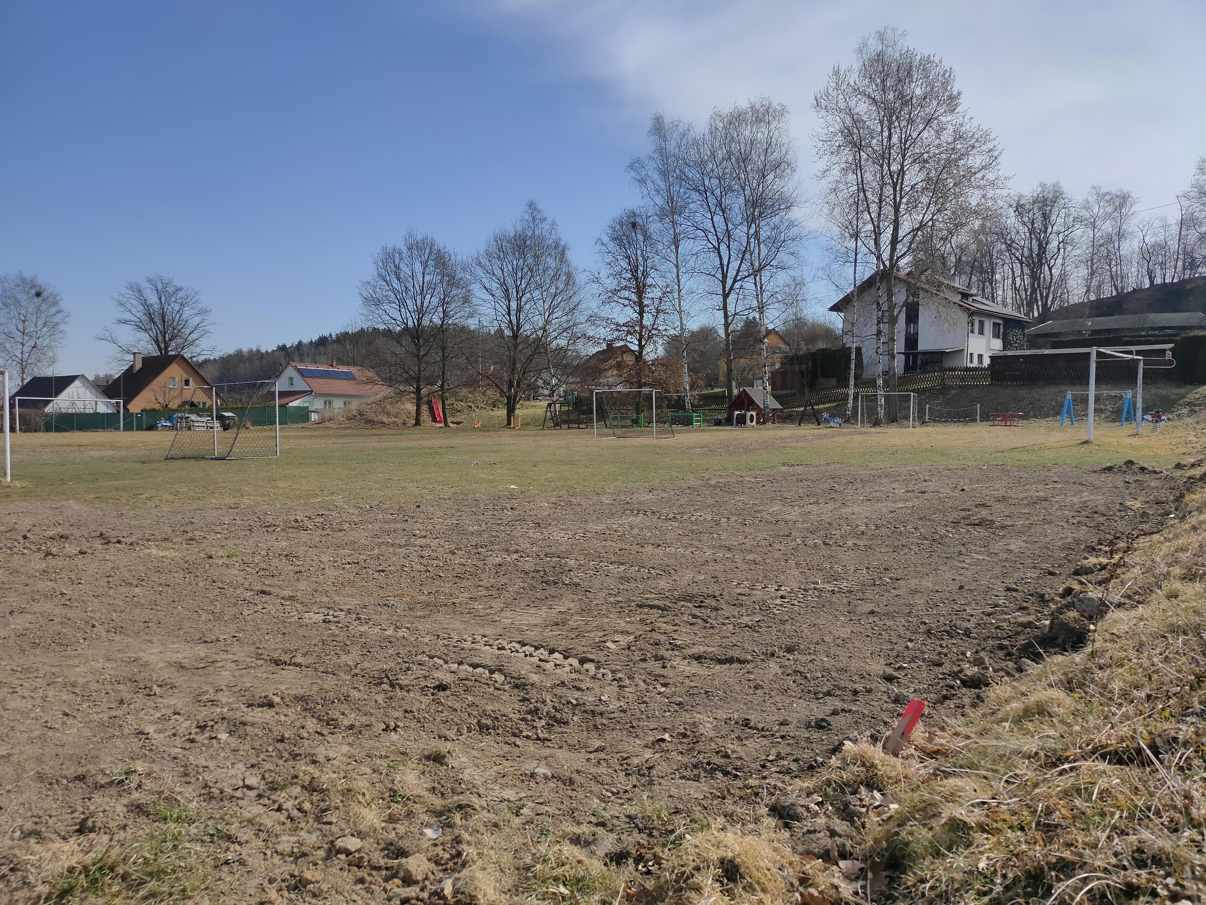 Fotbalové hřiště Šabina