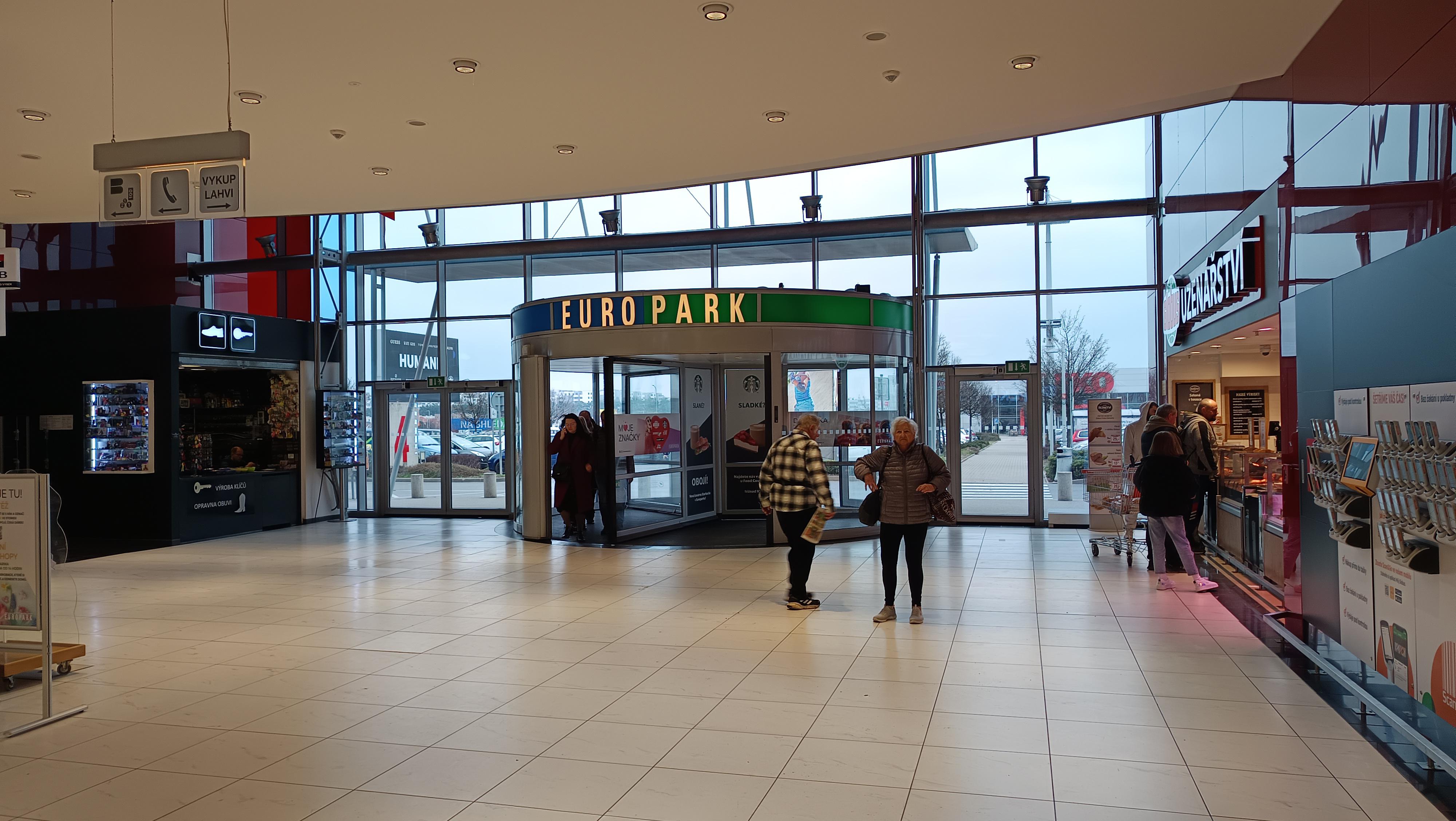 OBCHODNÍ CENTRUM EUROPARK foto 4