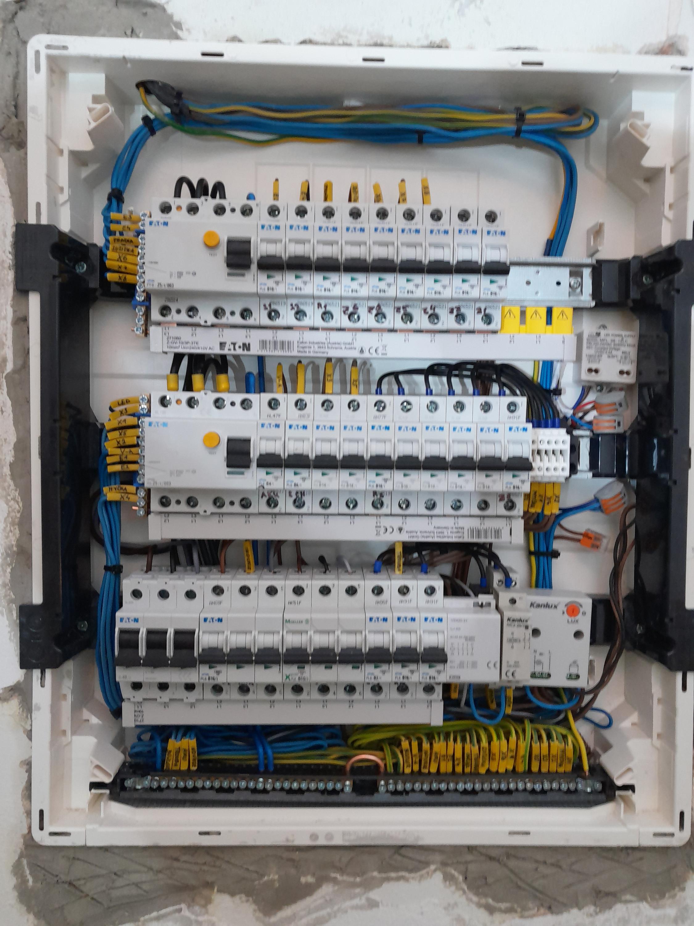 Macan - elektroinstalace.top foto 4
