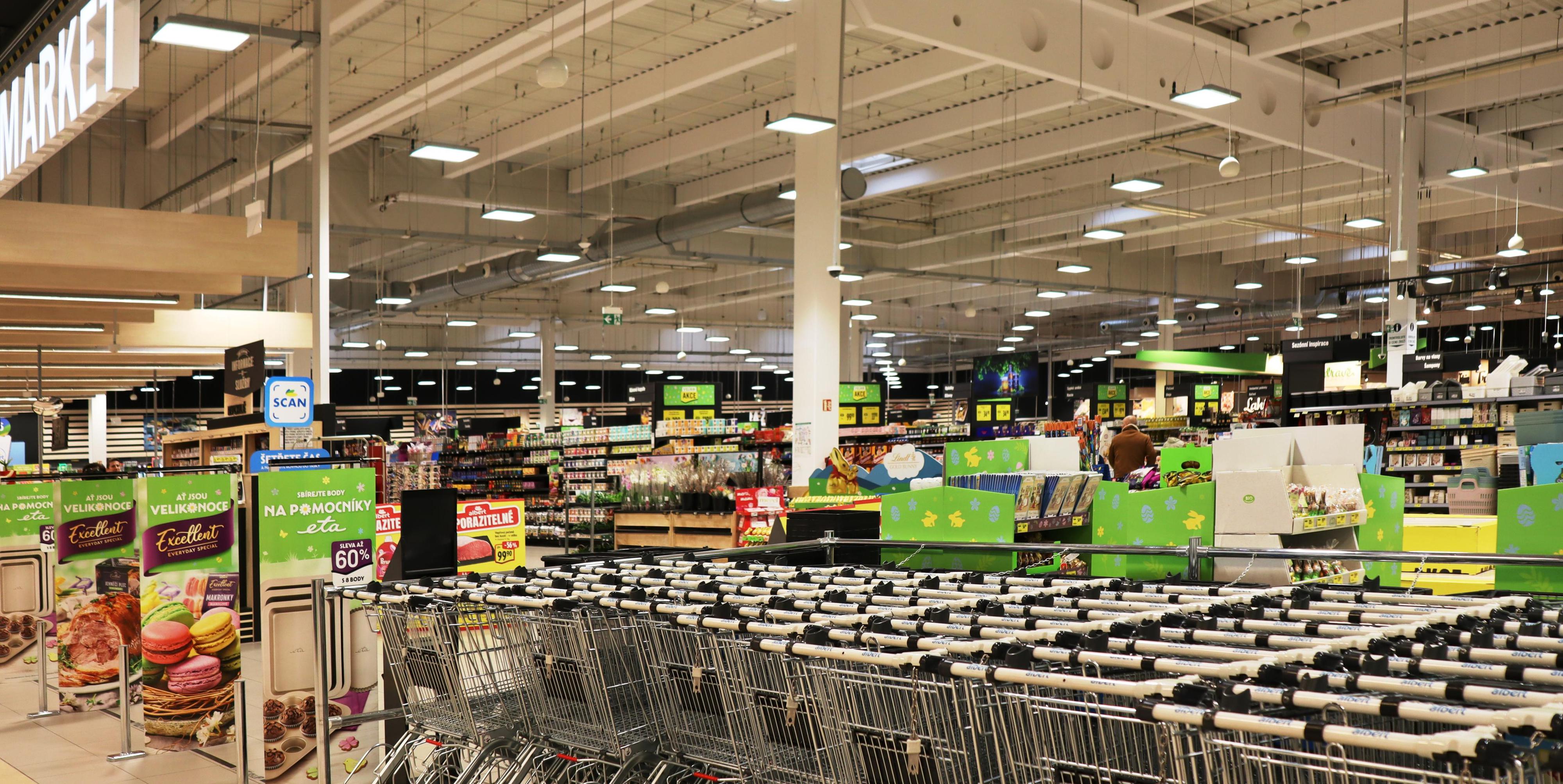 Obchodní centrum Kukleny foto 3