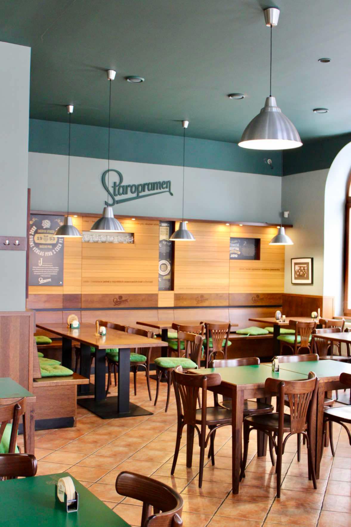 Restaurace Hradčany foto 2
