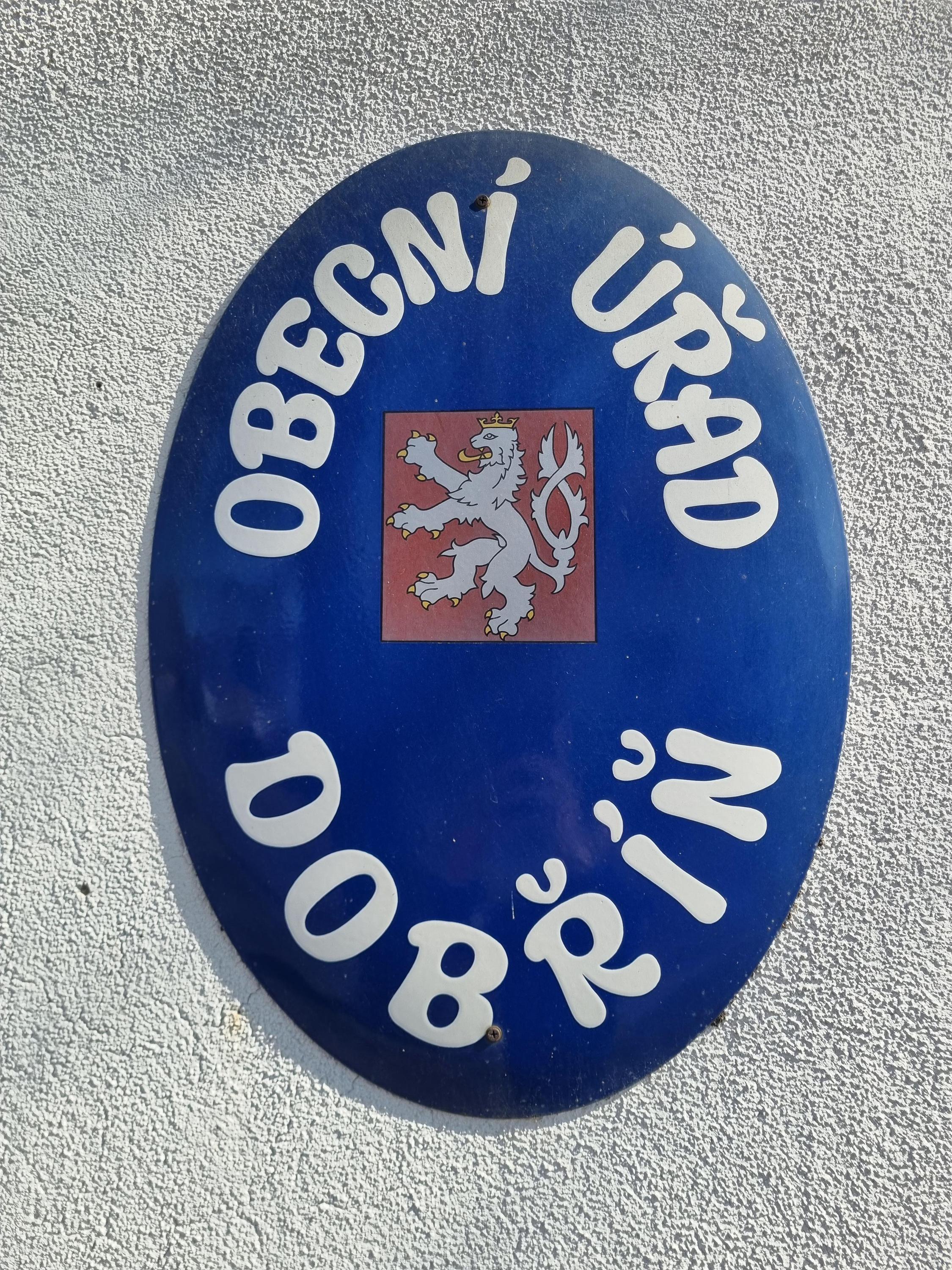 Dobříň - obecní úřad foto 2