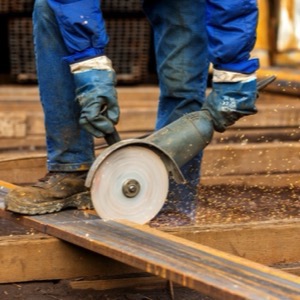 Řezání a vrtání konstrukcí