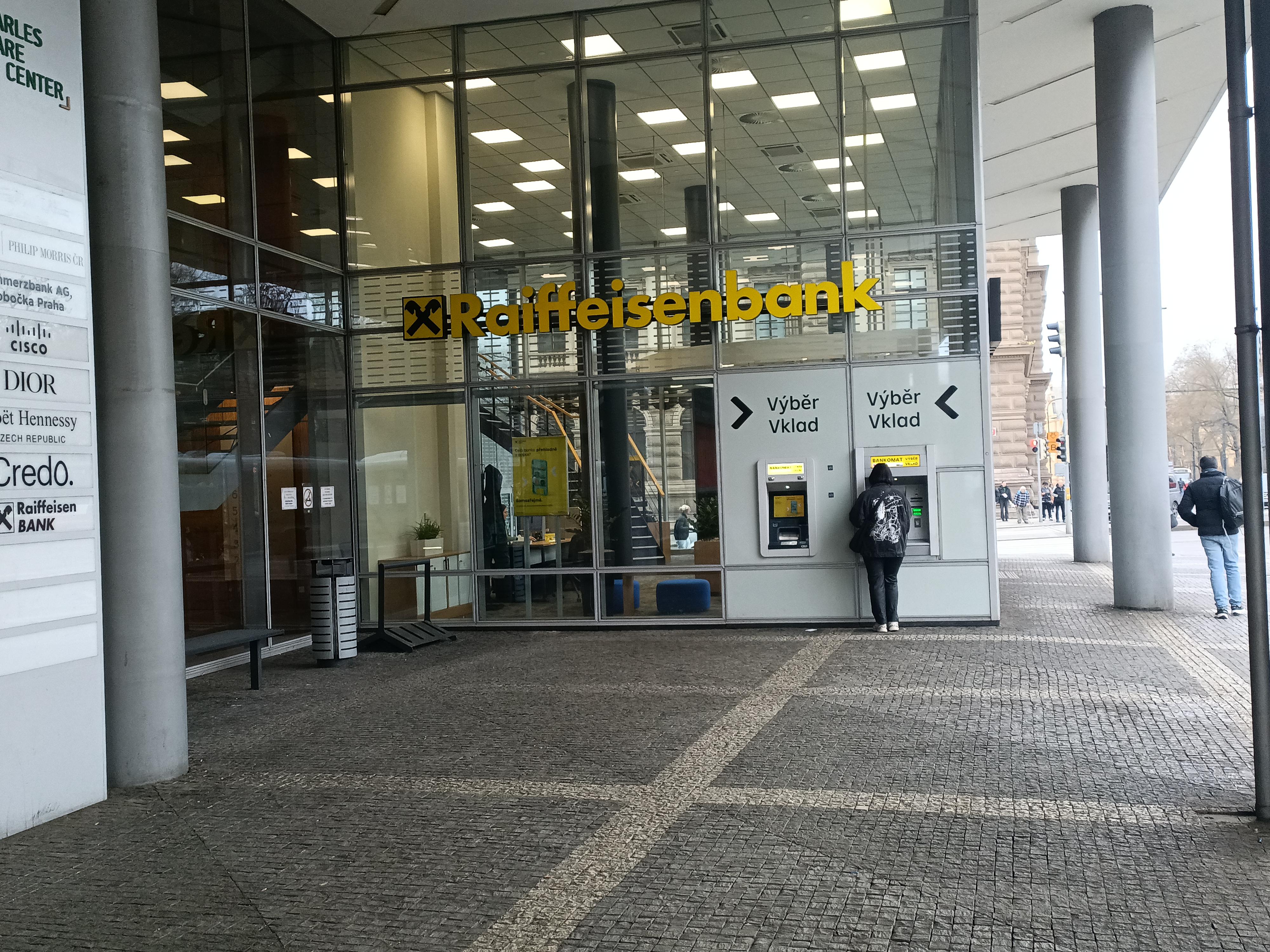 Raiffeisenbank - pobočka foto 2