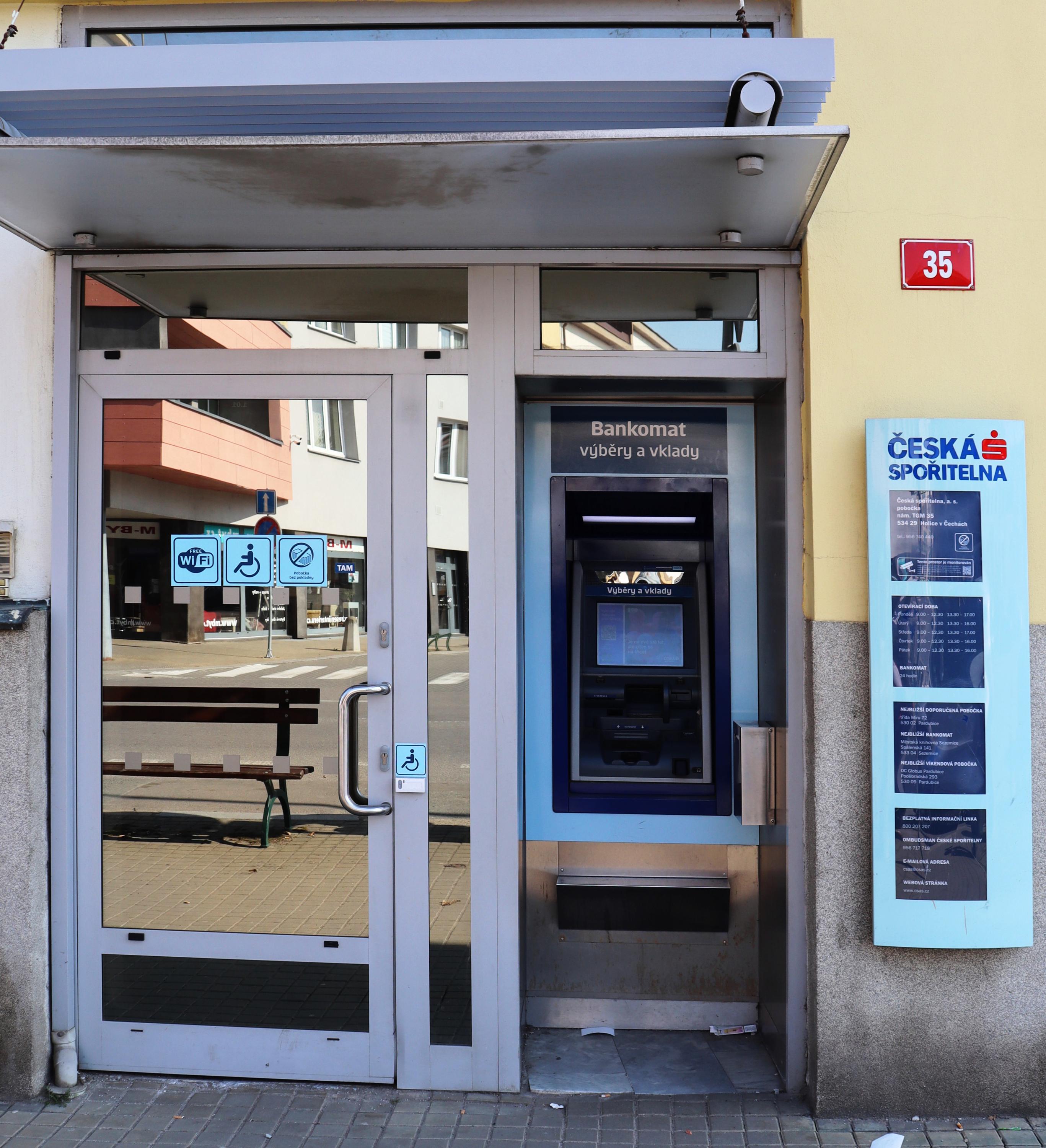 Bankomat České spořitelny foto 2