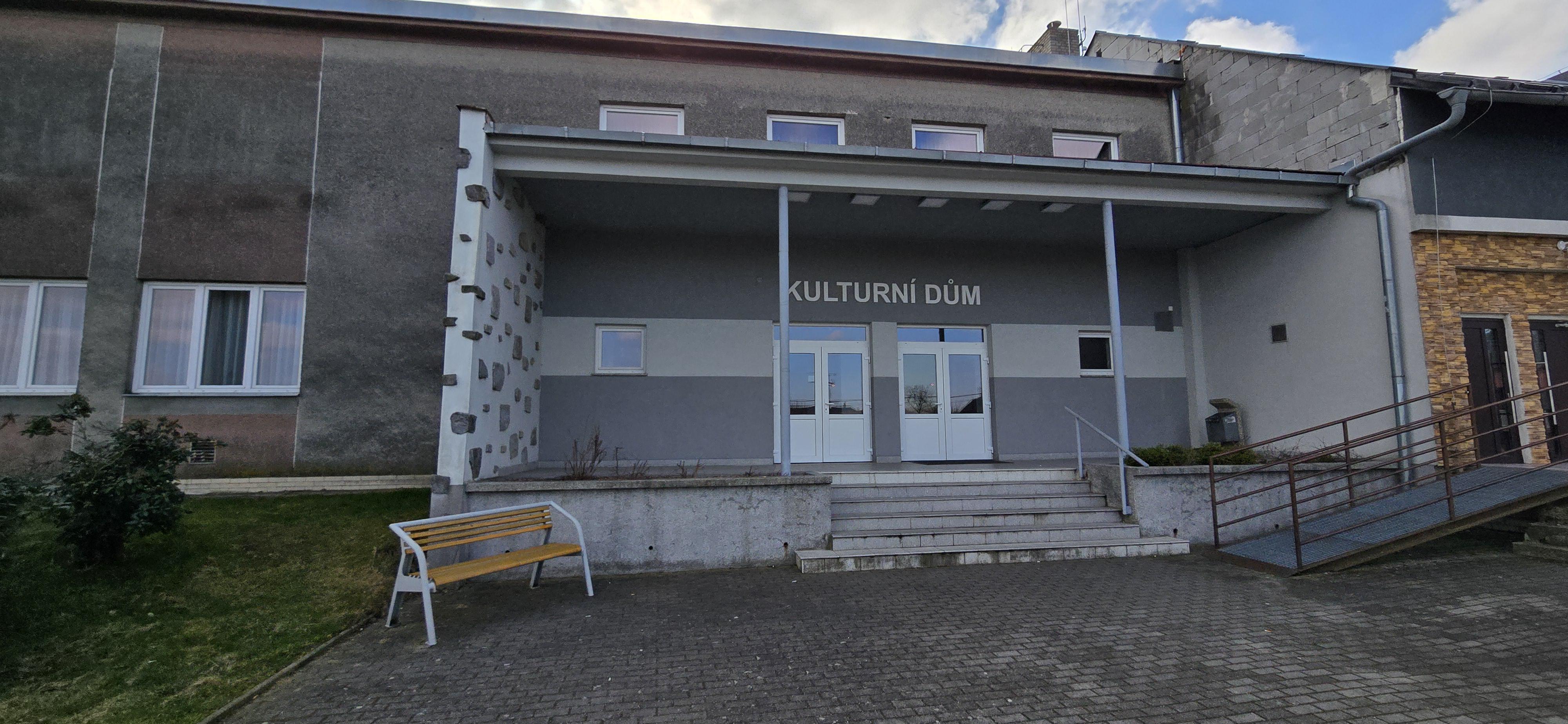 Kulturní dům Stěbořice foto 2