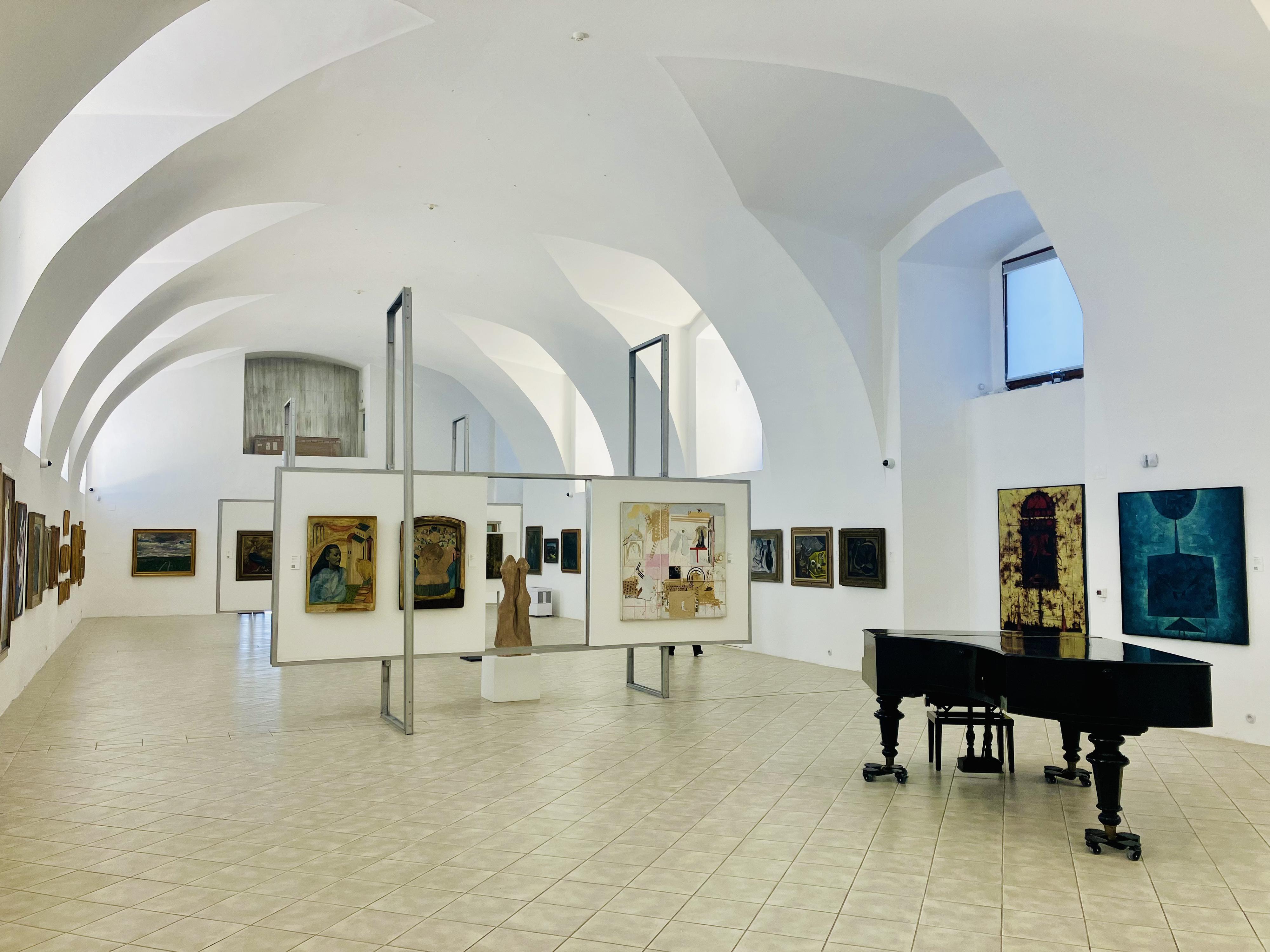 Galerie moderního umění Roudnice nad Labem foto 2