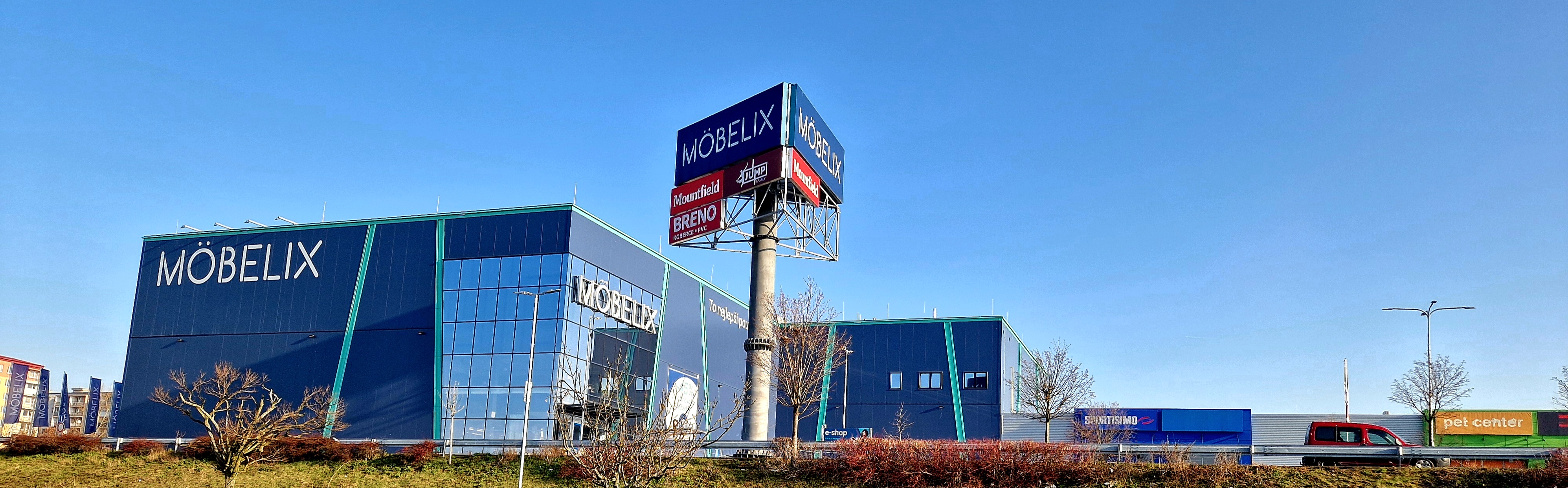 Retail Park Most foto 3