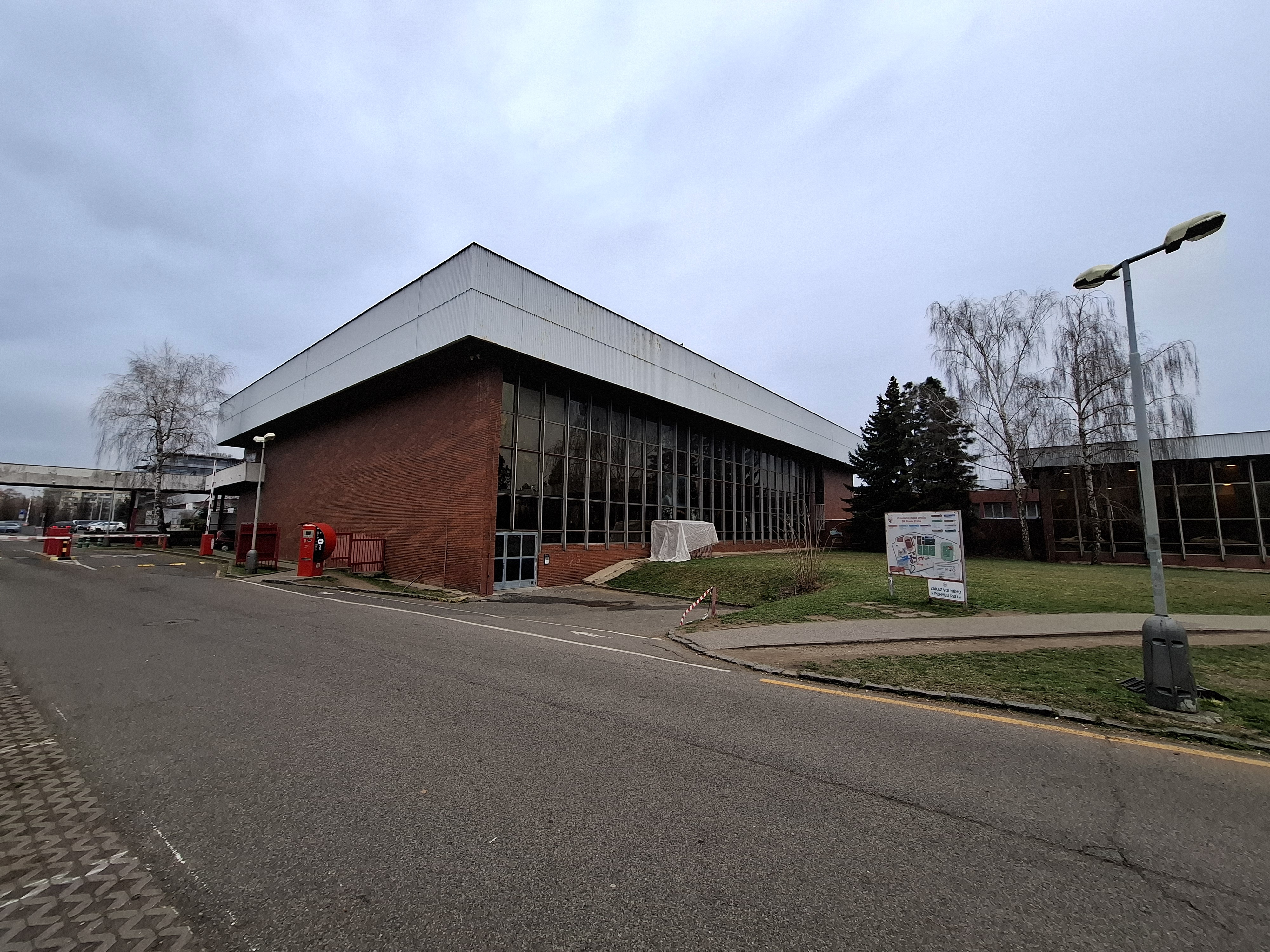 Hala Slavia Eden foto 4