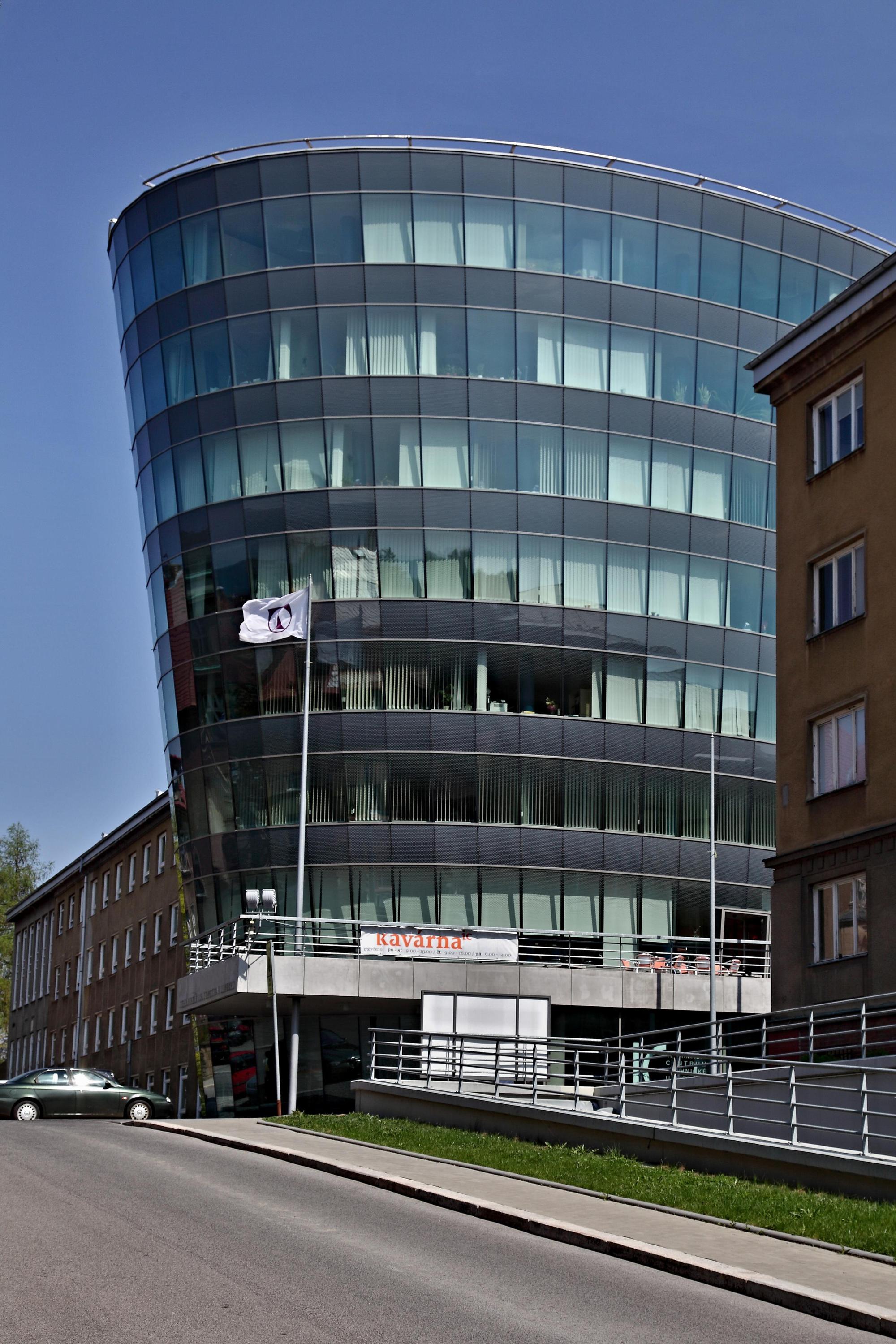 Rektorát Technické univerzity v Liberci foto 5