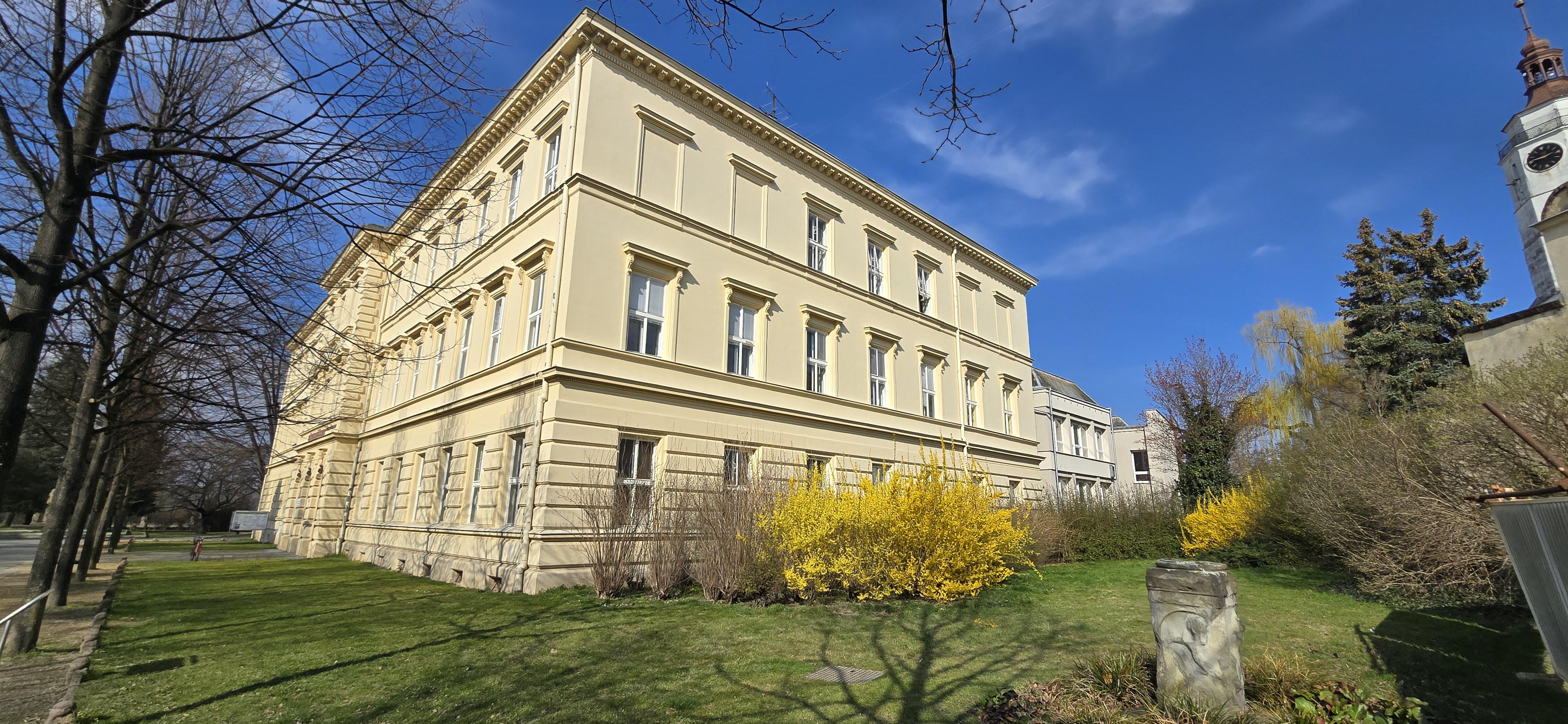 ZŠ Krnov, Smetanův okruh foto 2