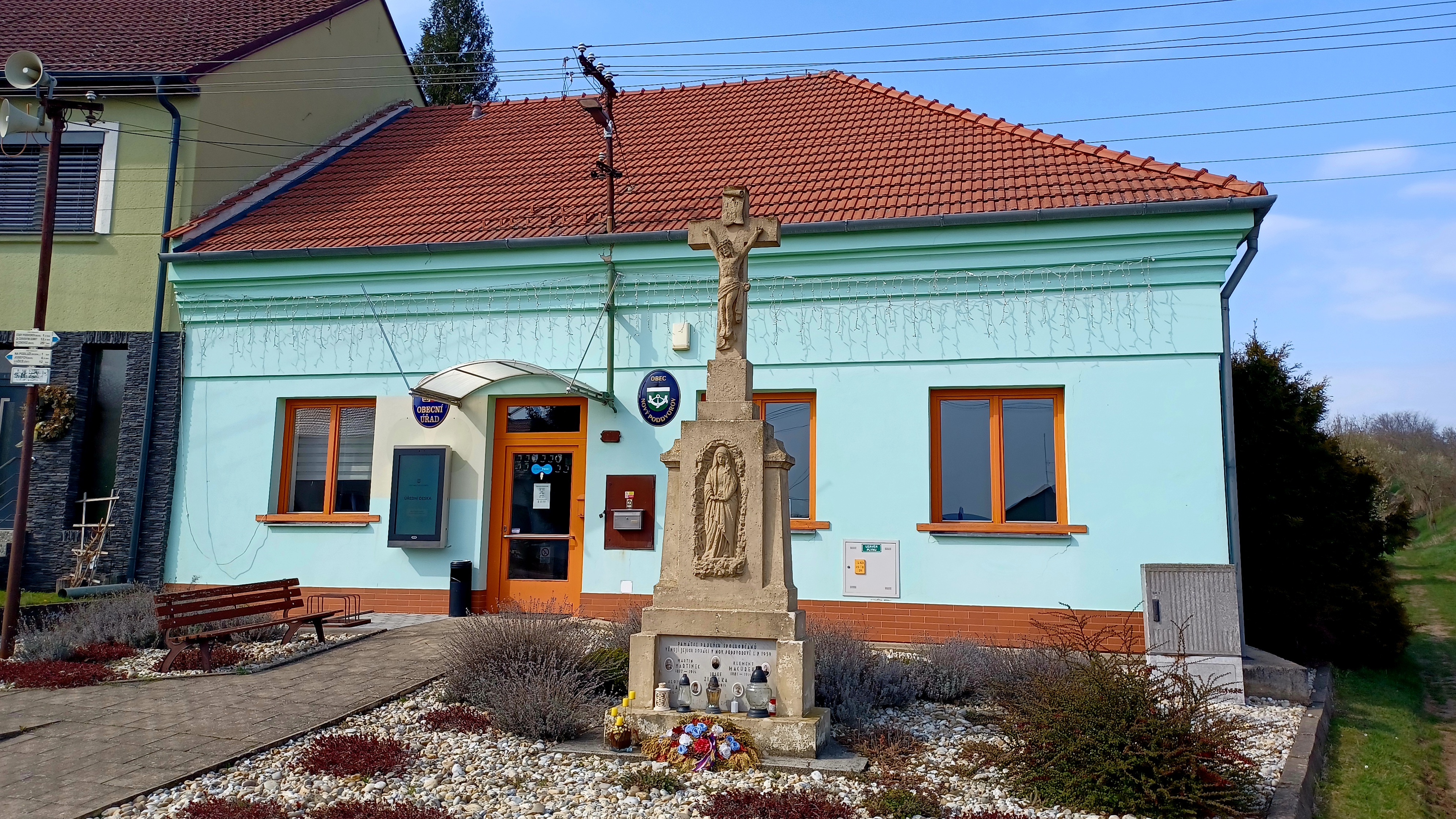 Nový Poddvorov - obecní úřad foto 5