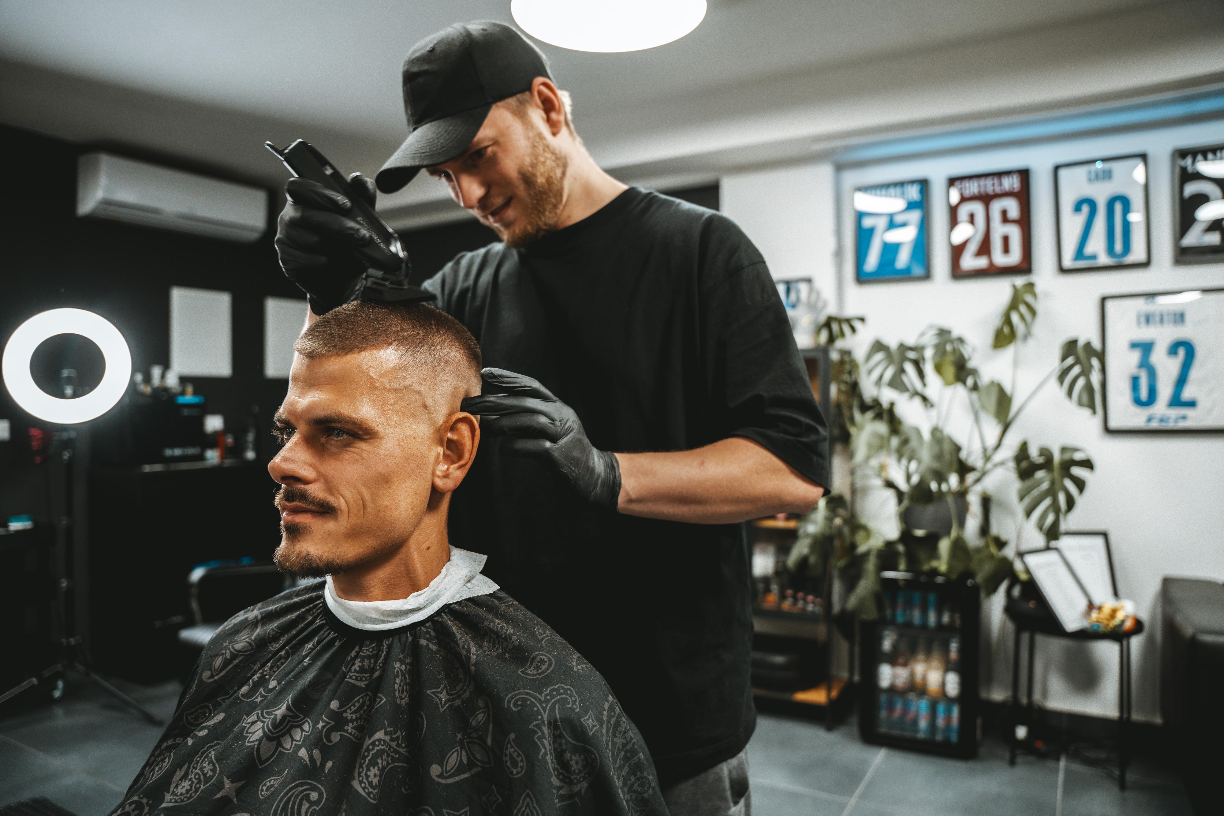 Patrichelloo Barber Studio foto 1