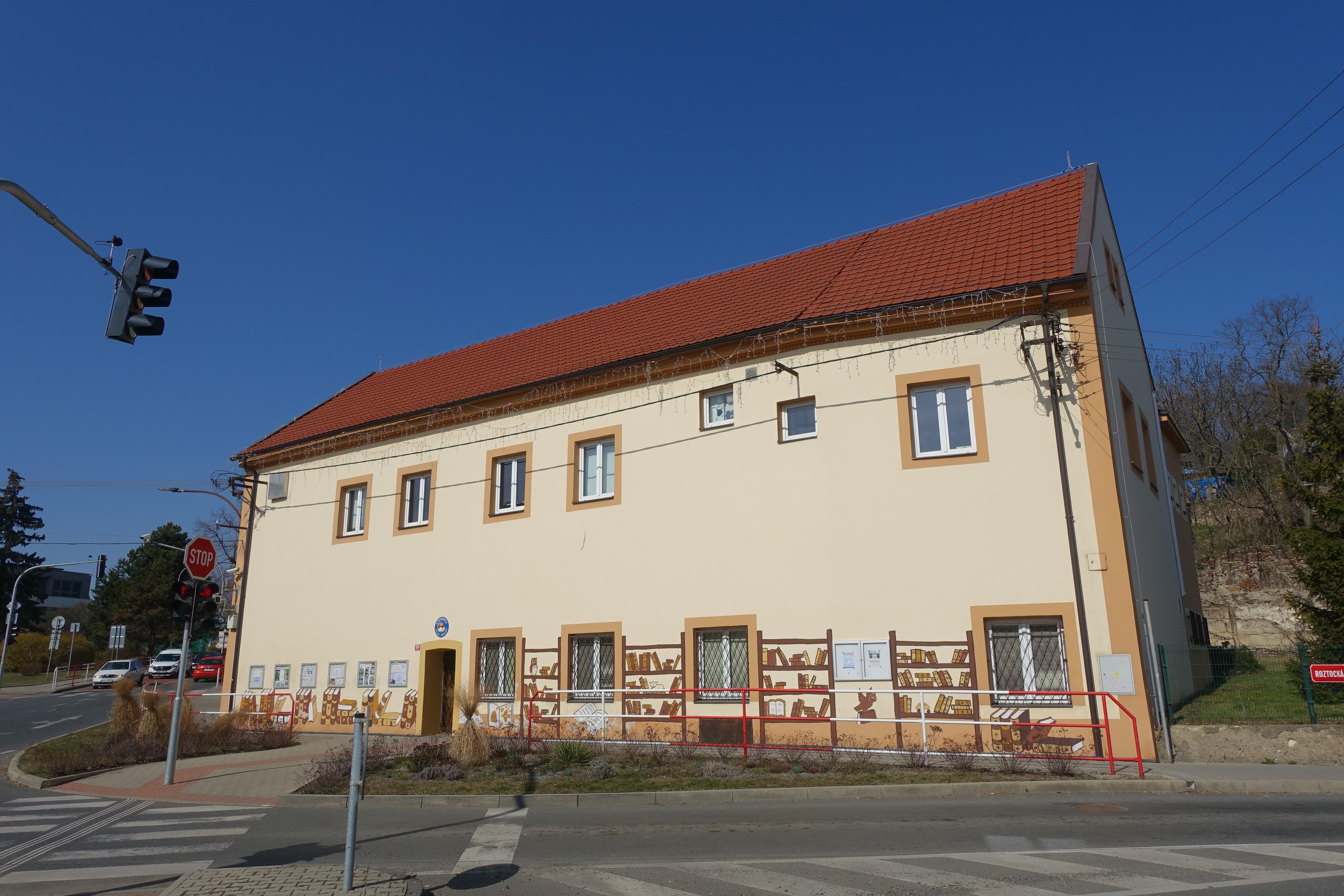 Knihovna Velké Přílepy