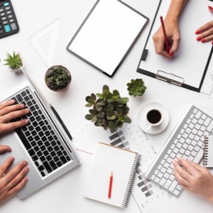 Zadávání a správa veřejných zakázek