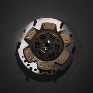 Prodej náhradních dílů a autodoplňků