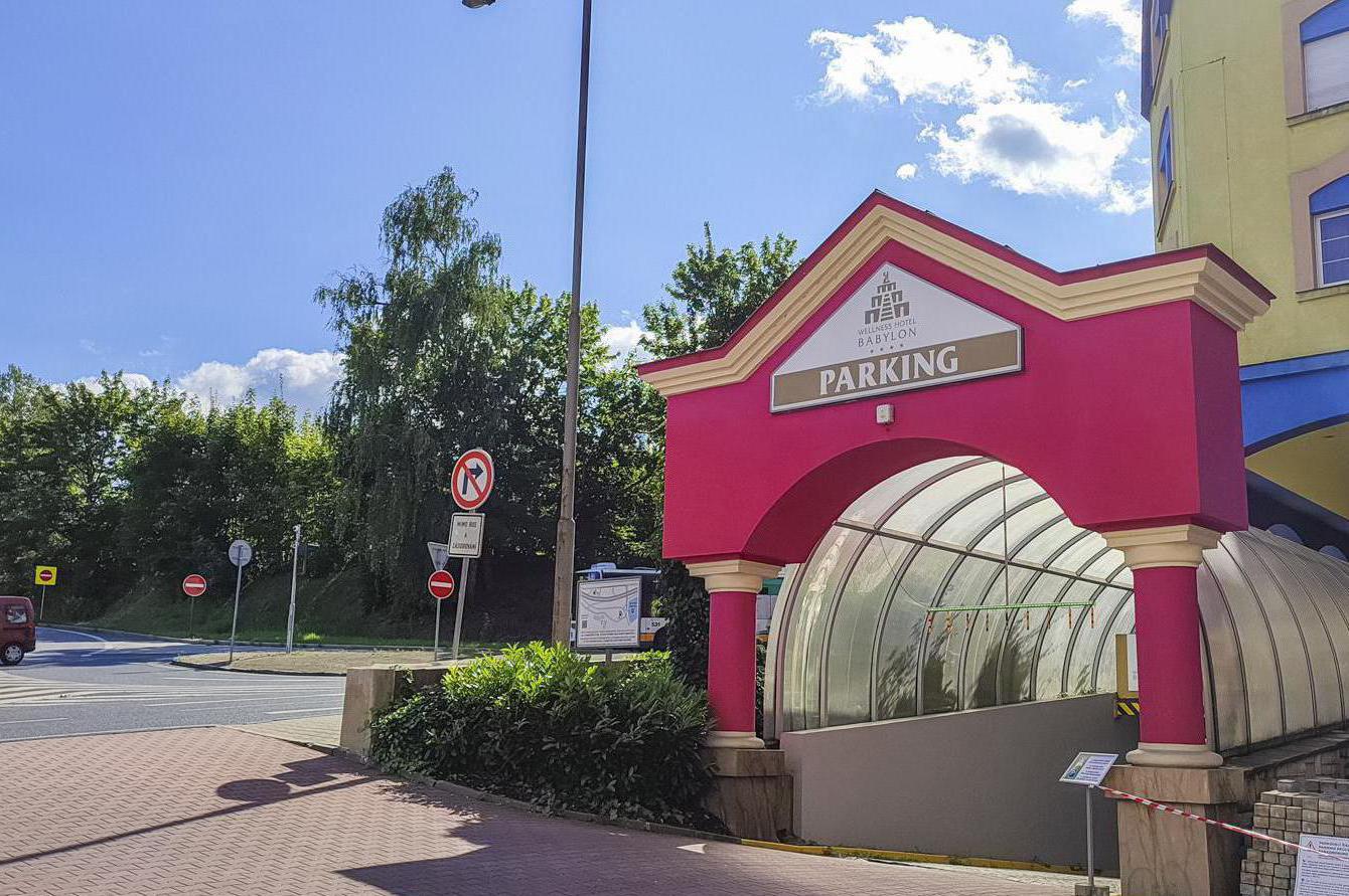 WELLNESS HOTEL BABYLON - Nabíjecí stanice