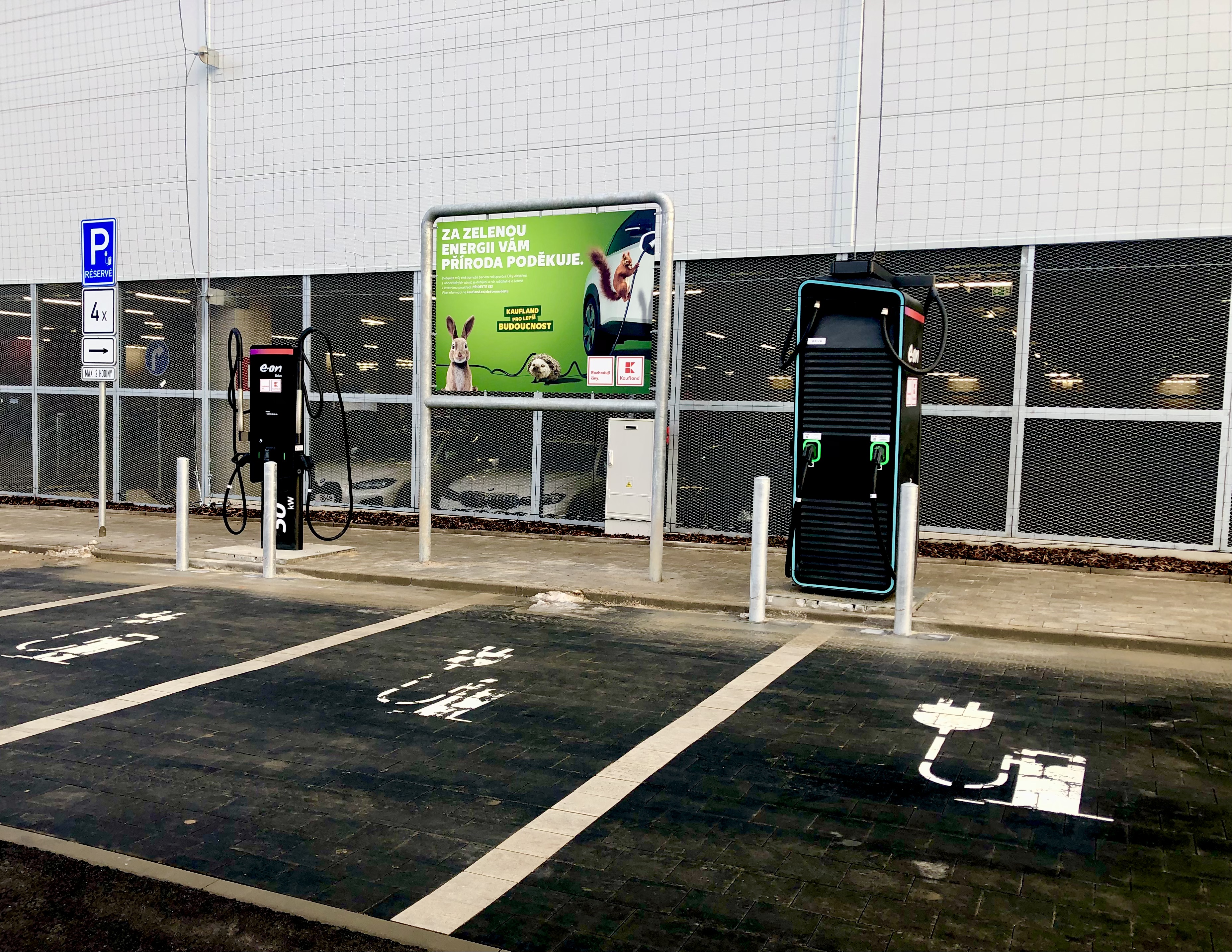 Dobíjecí stanice E.ON Drive foto 5