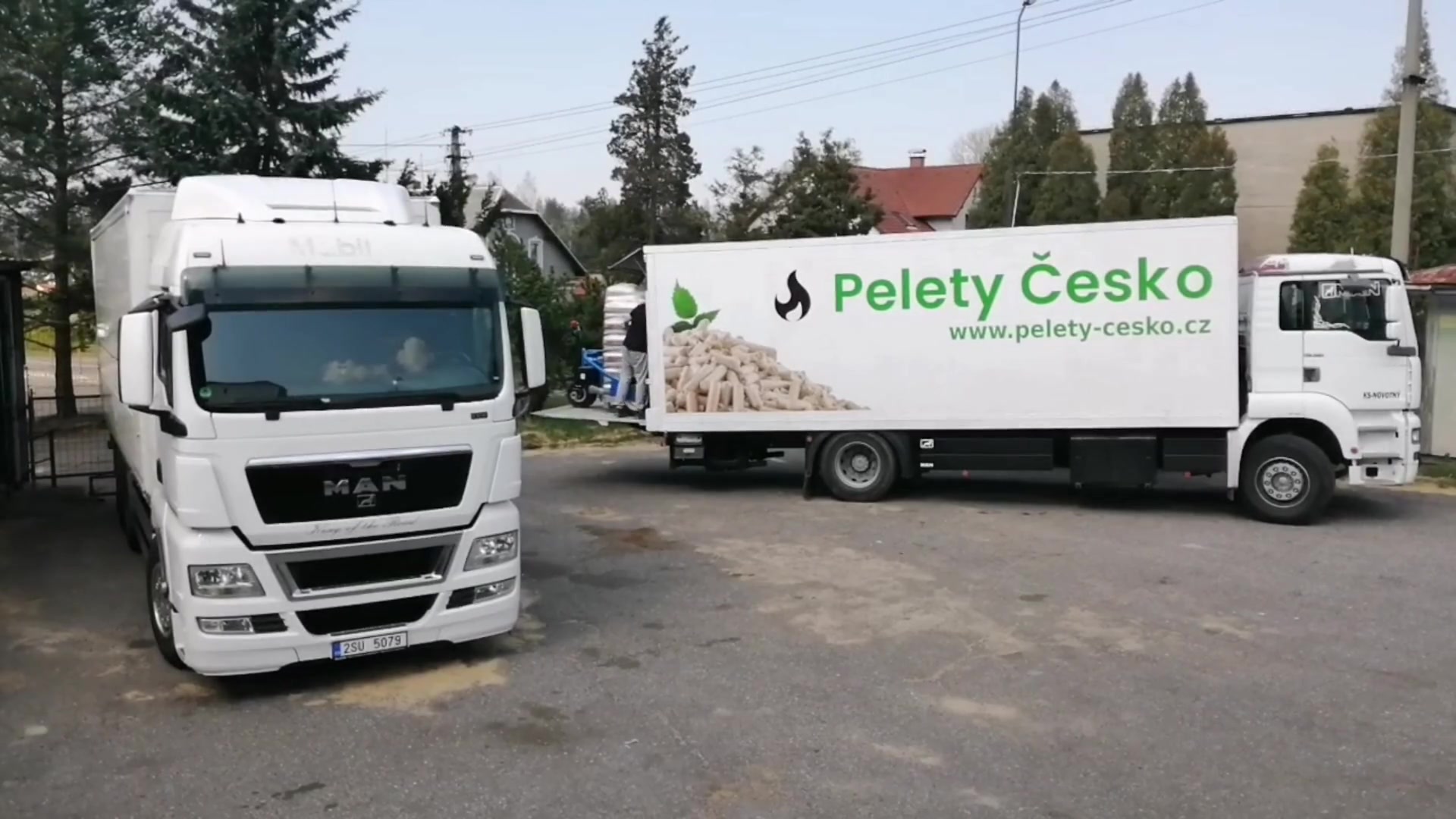 Pelety Česko foto 2 (náhled videa)