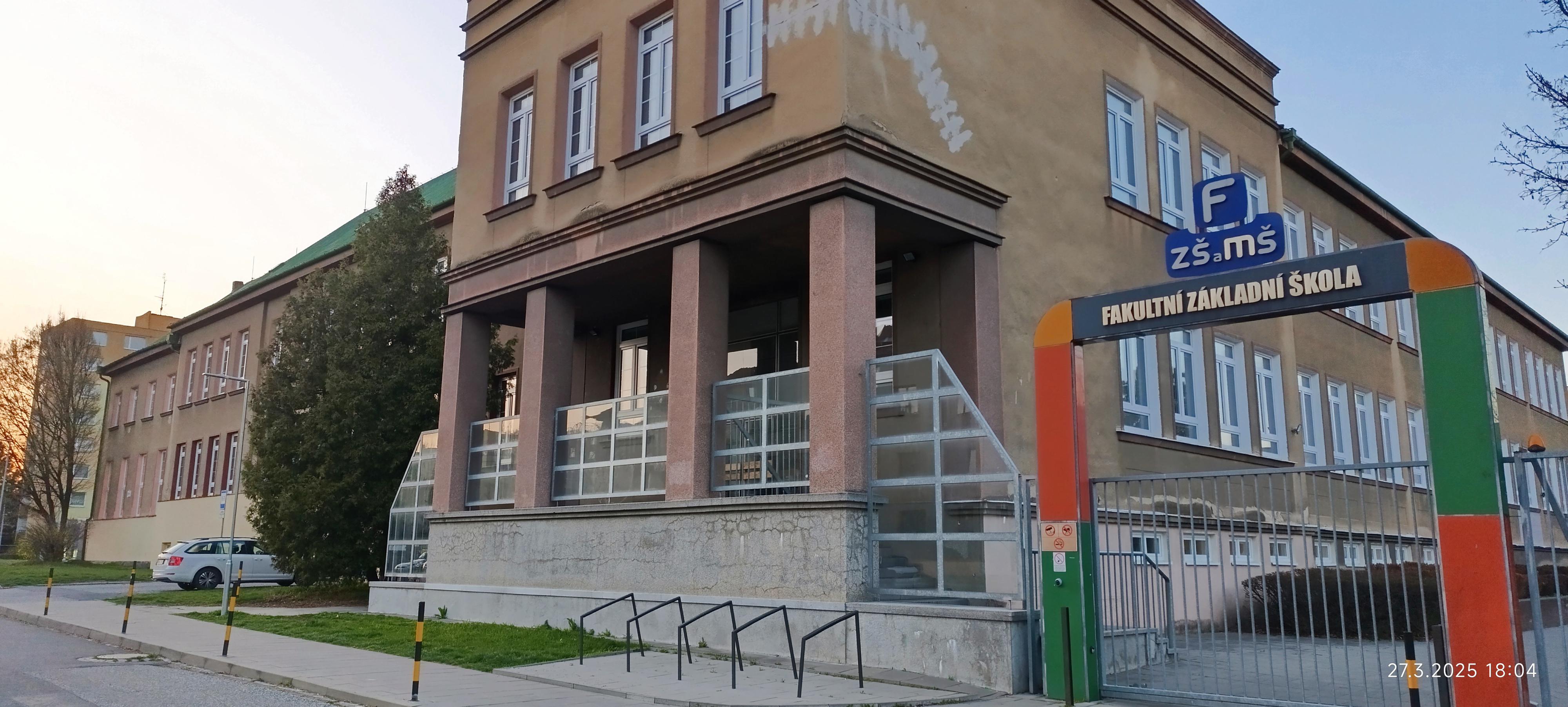 Fakultní ZŠ a MŠ Olomouc Holečkova foto 4