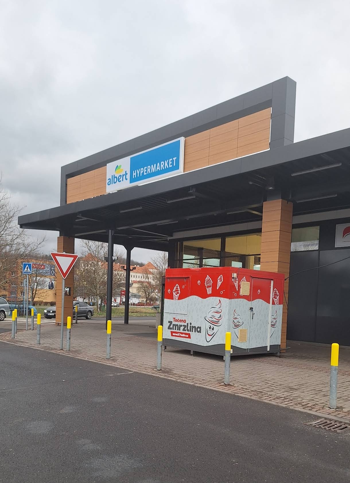 Albert Hypermarket foto 4