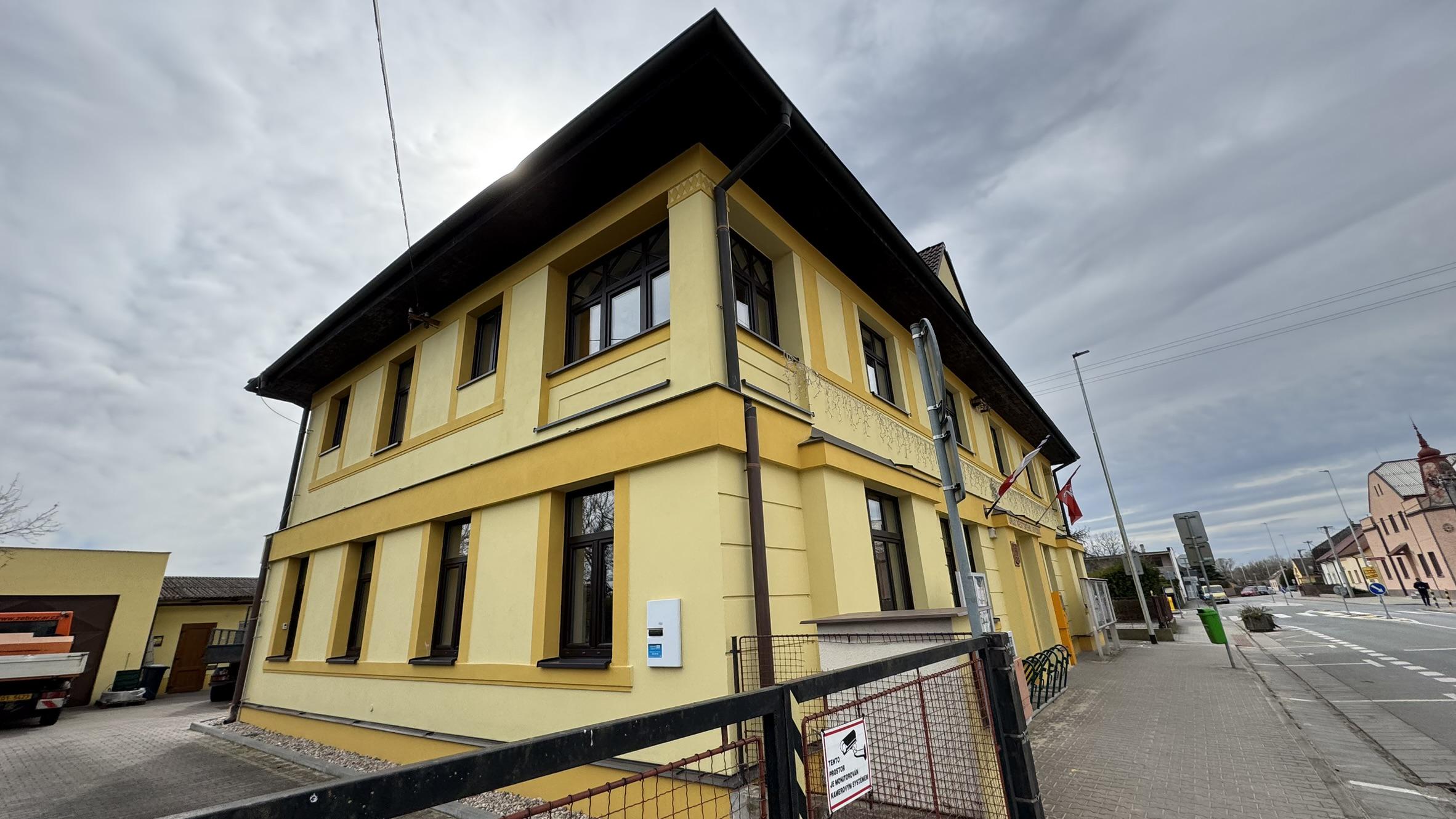 Úřad městského obvodu Pardubice VII foto 2