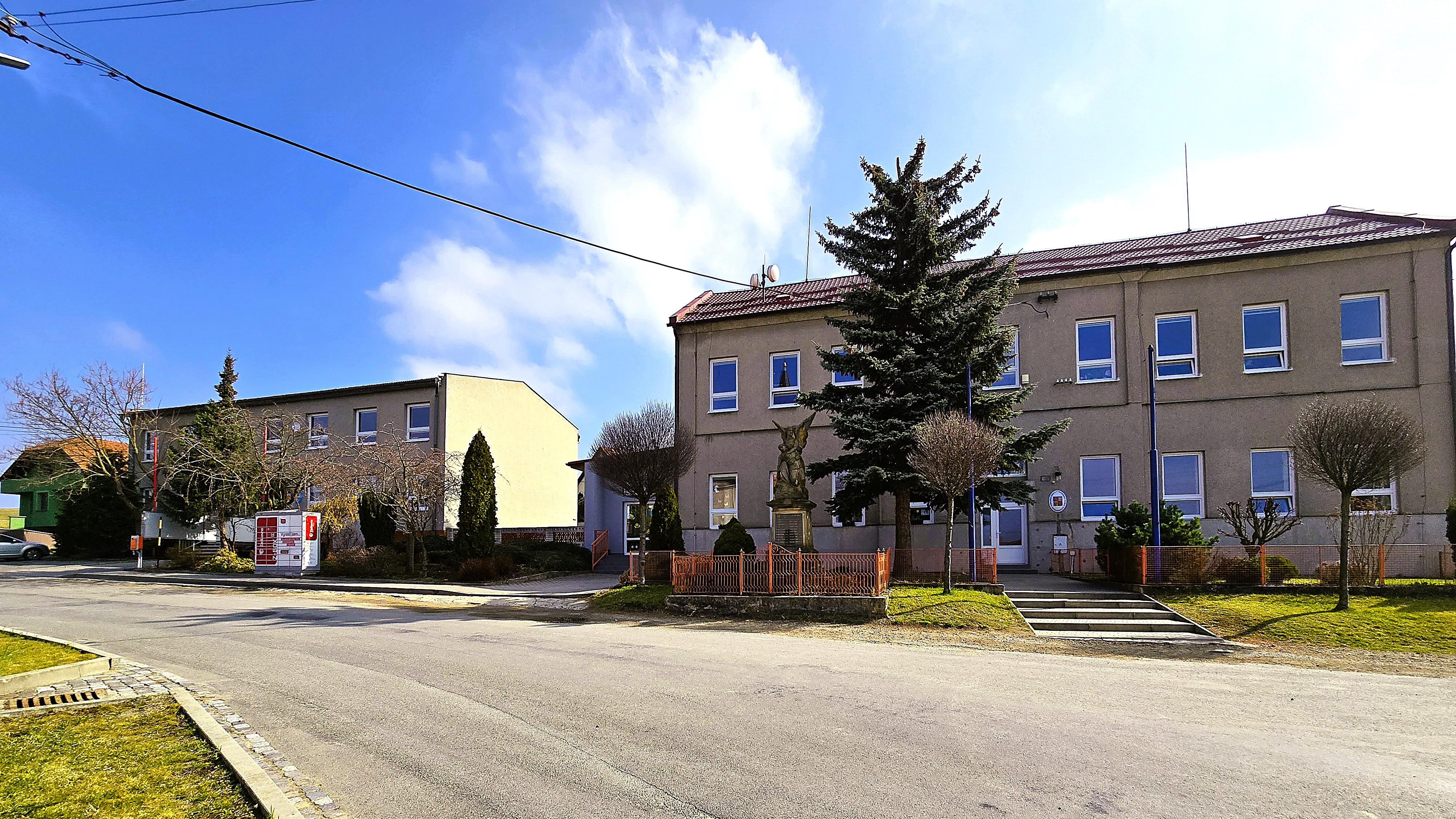 ZŠ a MŠ Myslejovice foto 3