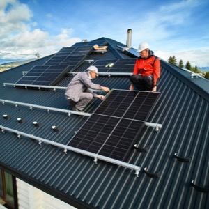 Sellers and installers of solar systems and collectors