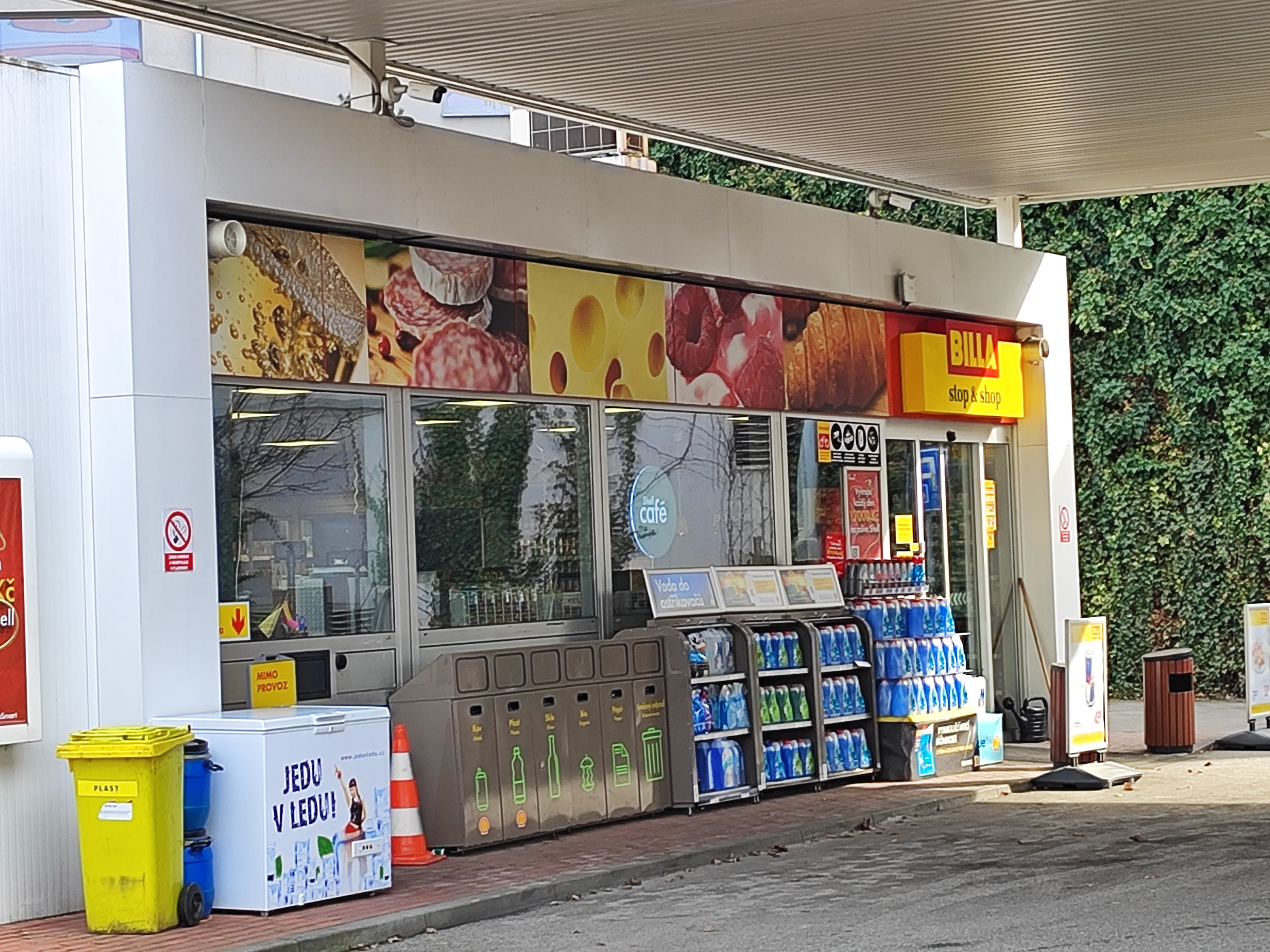 BILLA stop & shop foto 2
